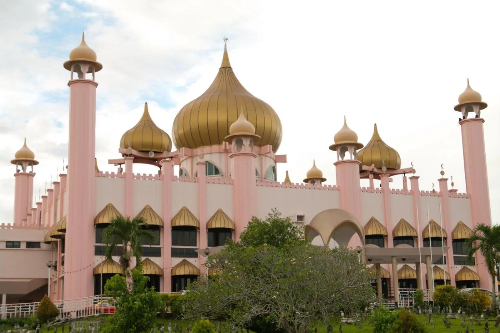 Nearby landmark in Hotel Grand Continental Kuching