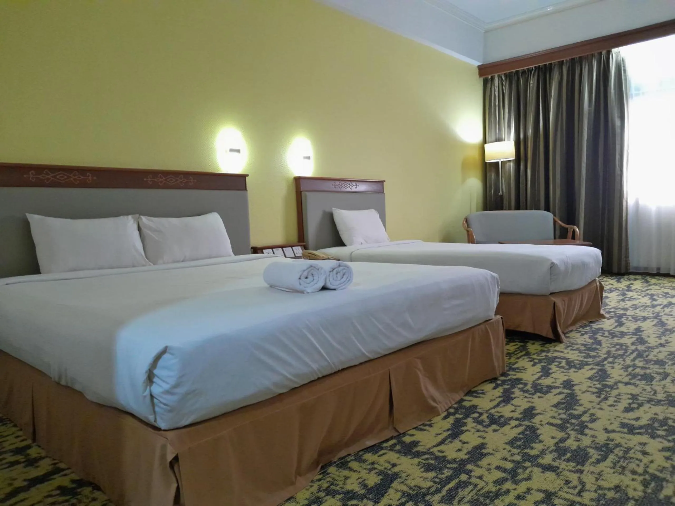 Bed in Hotel Grand Continental Kuching
