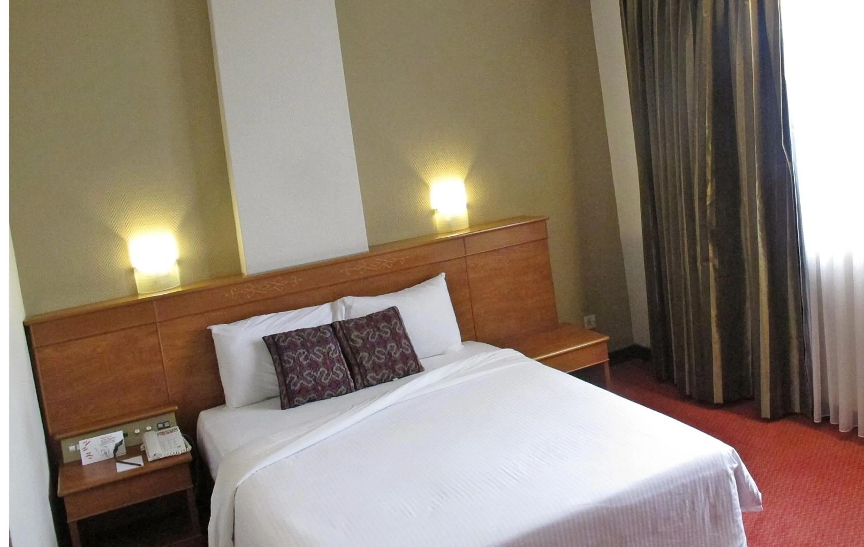 Bed in Hotel Grand Continental Kuching