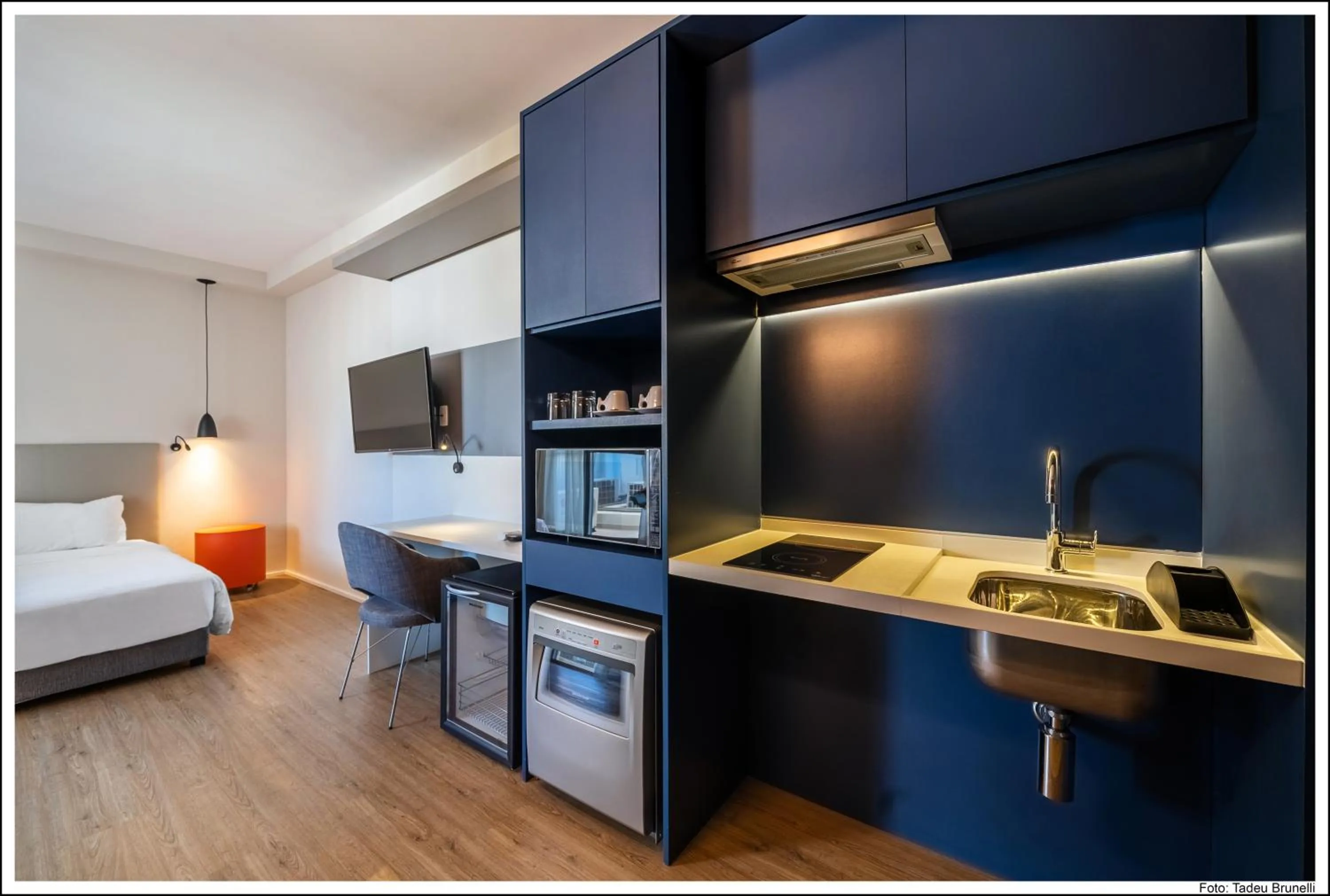 TV and multimedia, Bed in Mercure Sao Paulo Barra Funda