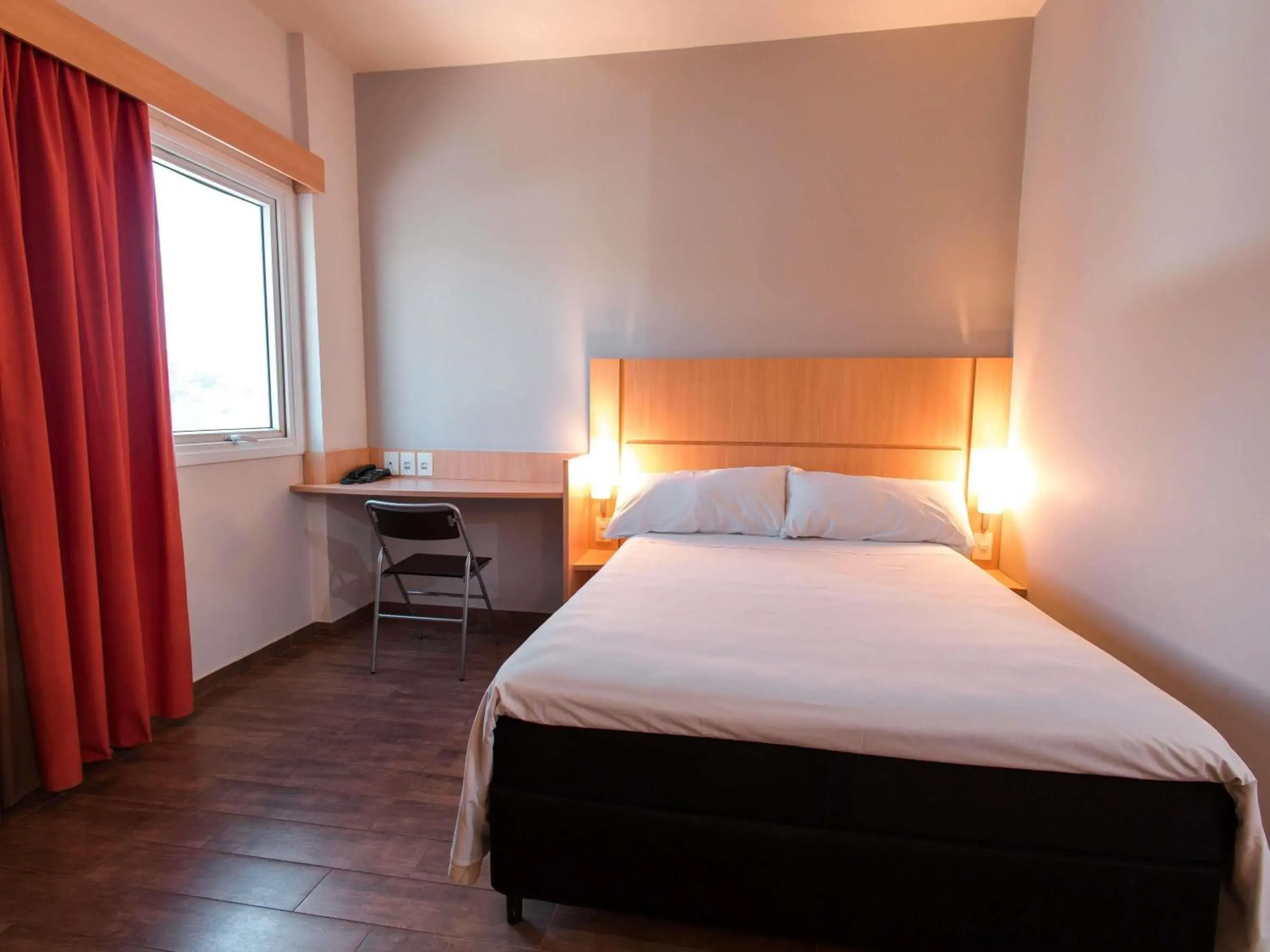 Bedroom, Bed in ibis Presidente Prudente Manoel Goulart Bedroom, Bed in ibis Presidente Prudente Manoel Goulart