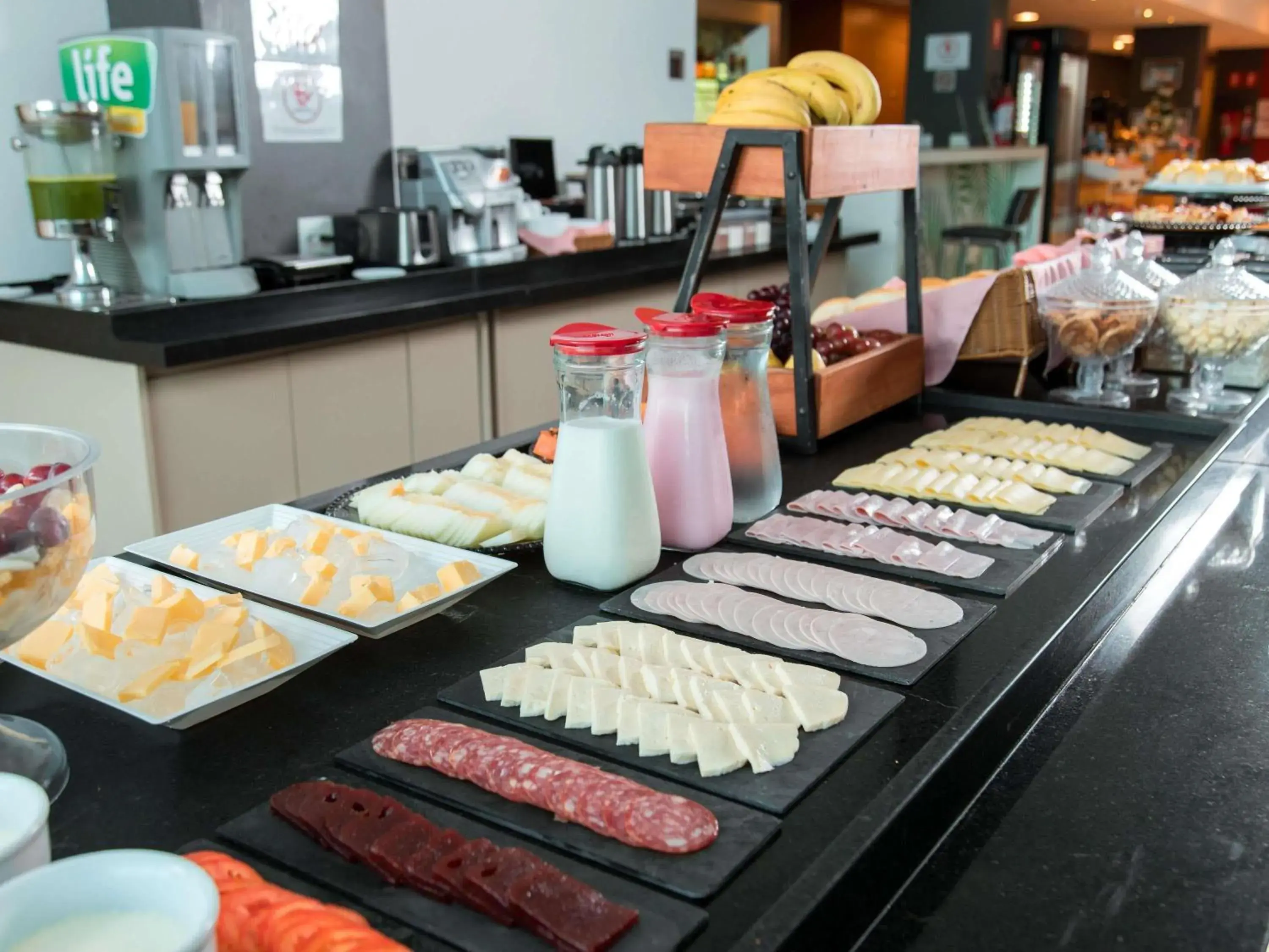 Breakfast in ibis Presidente Prudente Manoel Goulart Breakfast in ibis Presidente Prudente Manoel Goulart