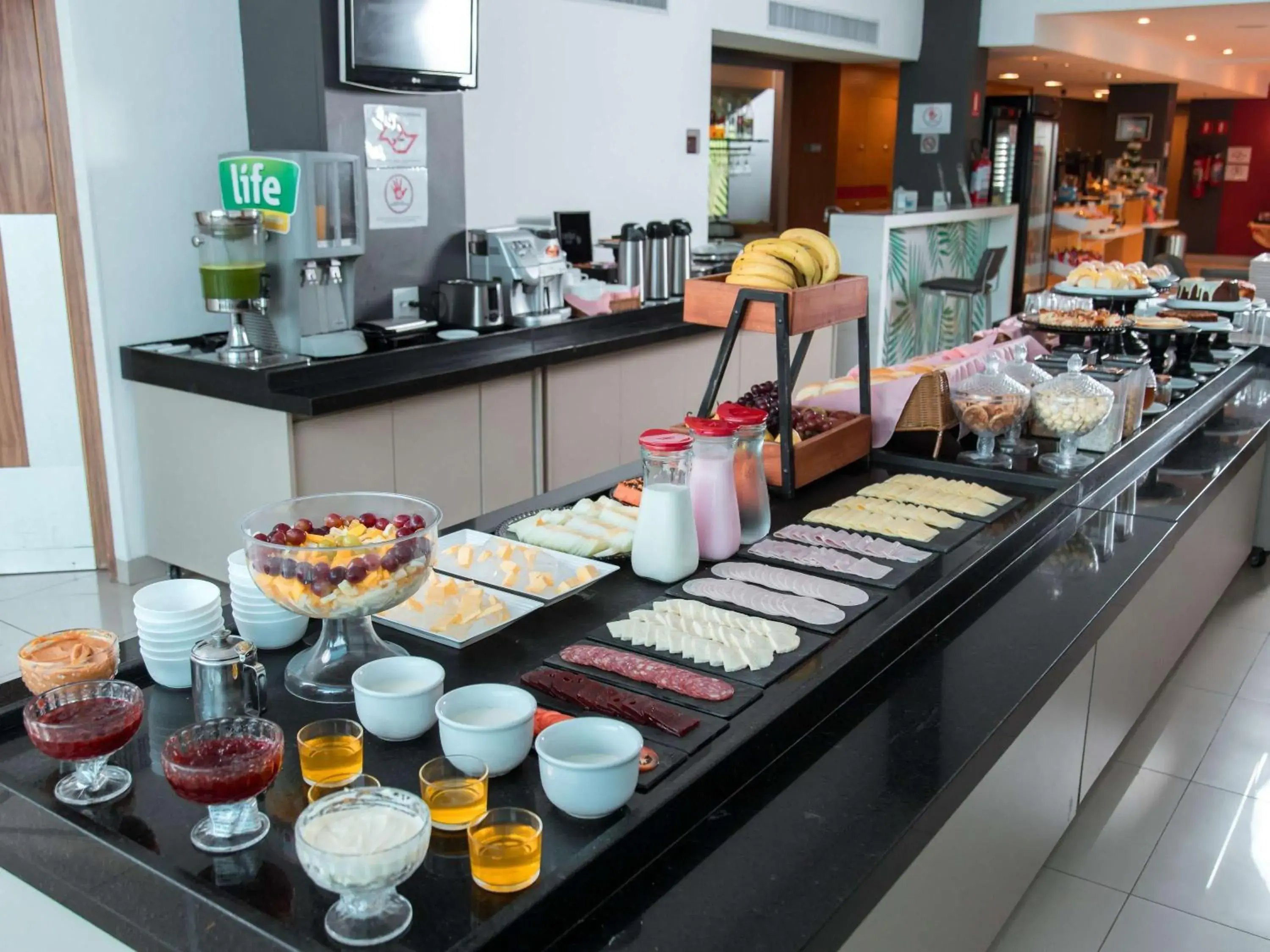 Breakfast in ibis Presidente Prudente Manoel Goulart Breakfast in ibis Presidente Prudente Manoel Goulart