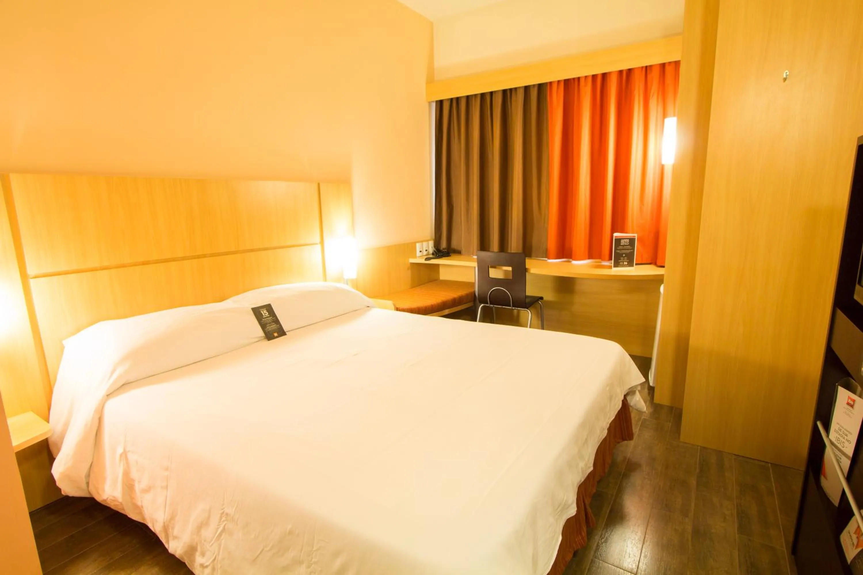 Property building, Bed in ibis Presidente Prudente Manoel Goulart