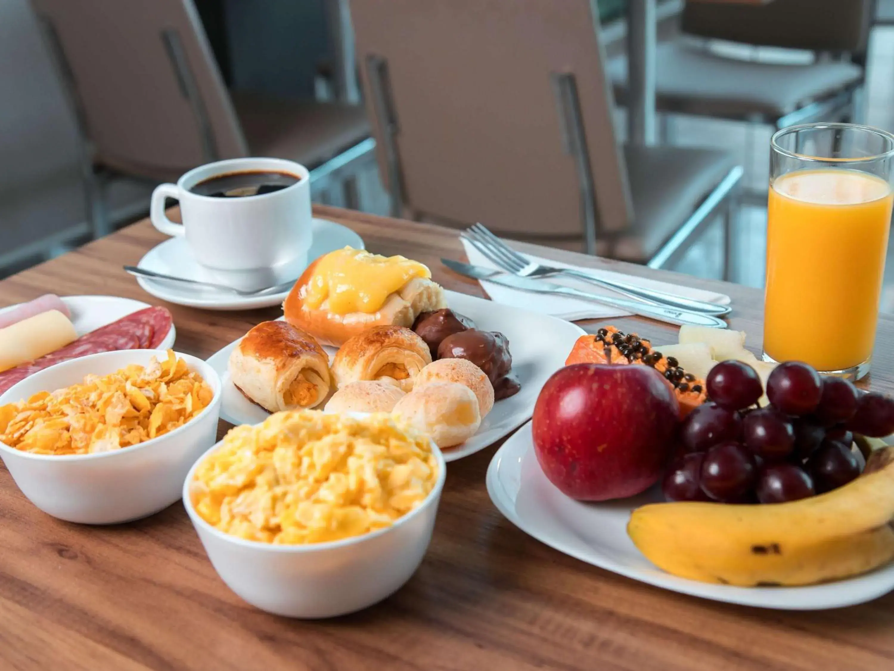 Breakfast in ibis Presidente Prudente Manoel Goulart Breakfast in ibis Presidente Prudente Manoel Goulart