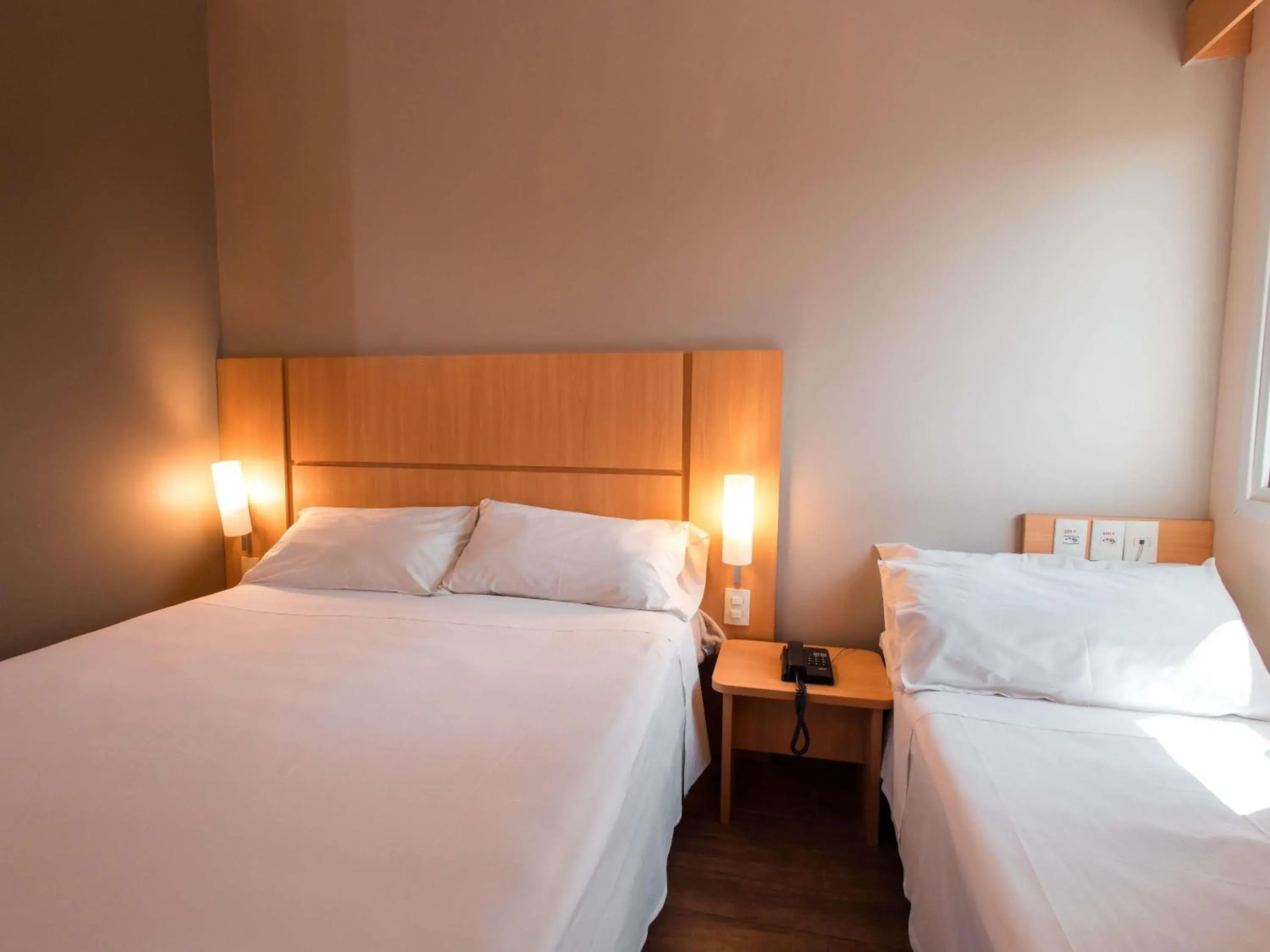 Bedroom, Bed in ibis Presidente Prudente Manoel Goulart Bedroom, Bed in ibis Presidente Prudente Manoel Goulart