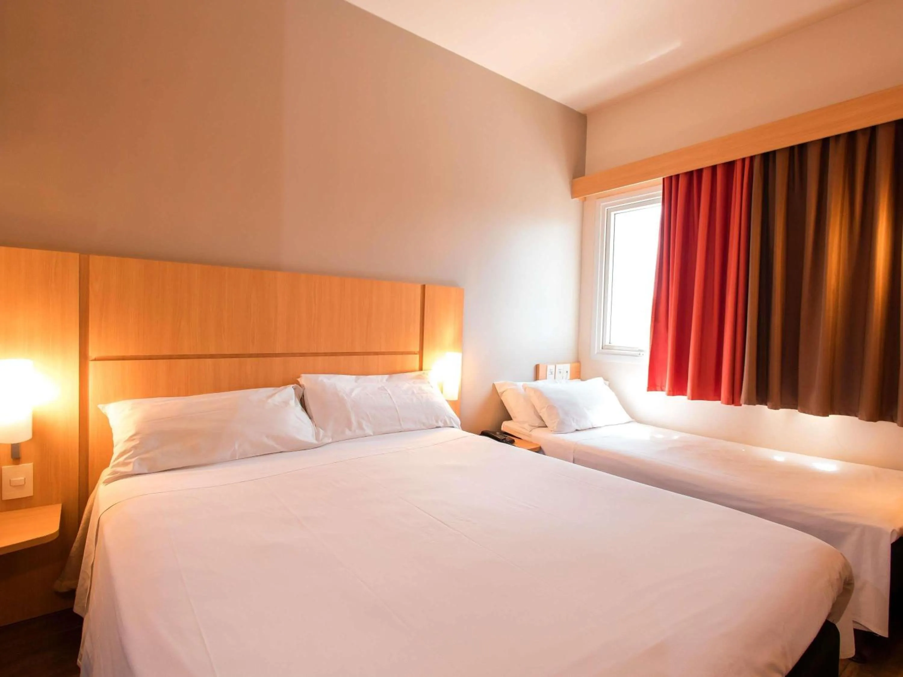 Bedroom, Bed in ibis Presidente Prudente Manoel Goulart