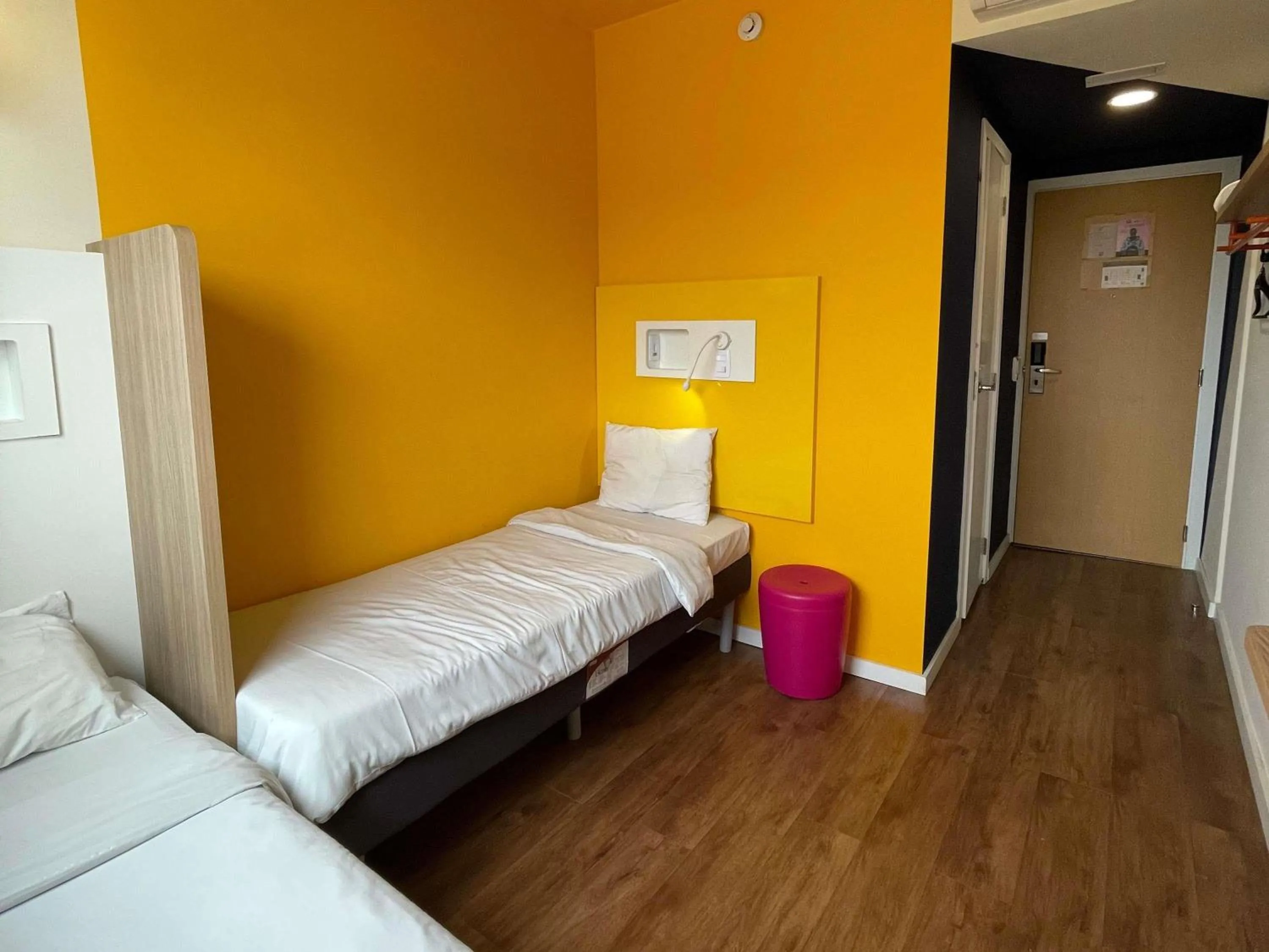 Bedroom, Bed in ibis budget Barbacena