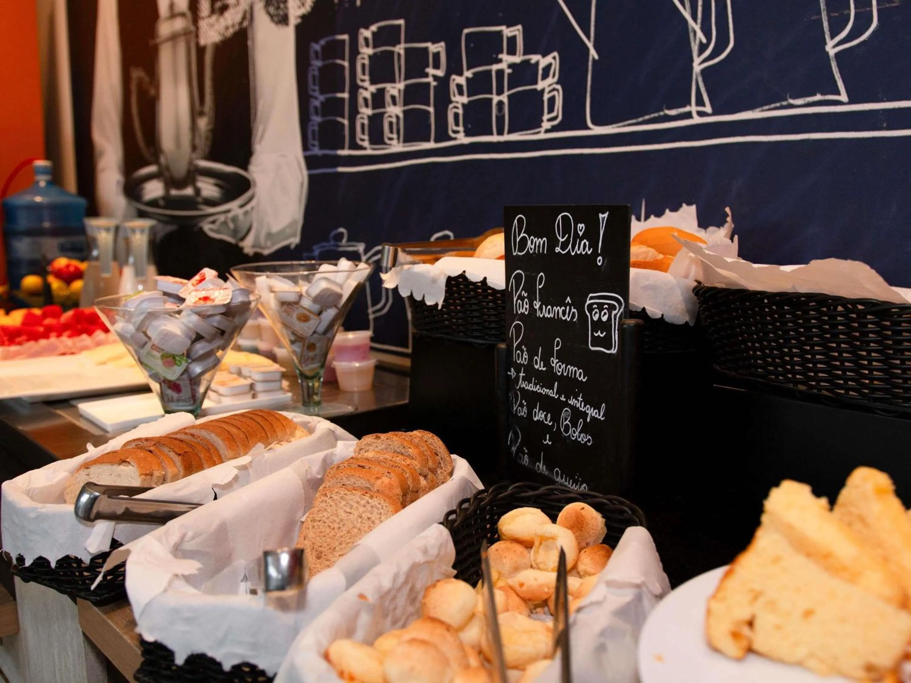 Restaurant/places to eat in ibis budget Manhuaçu