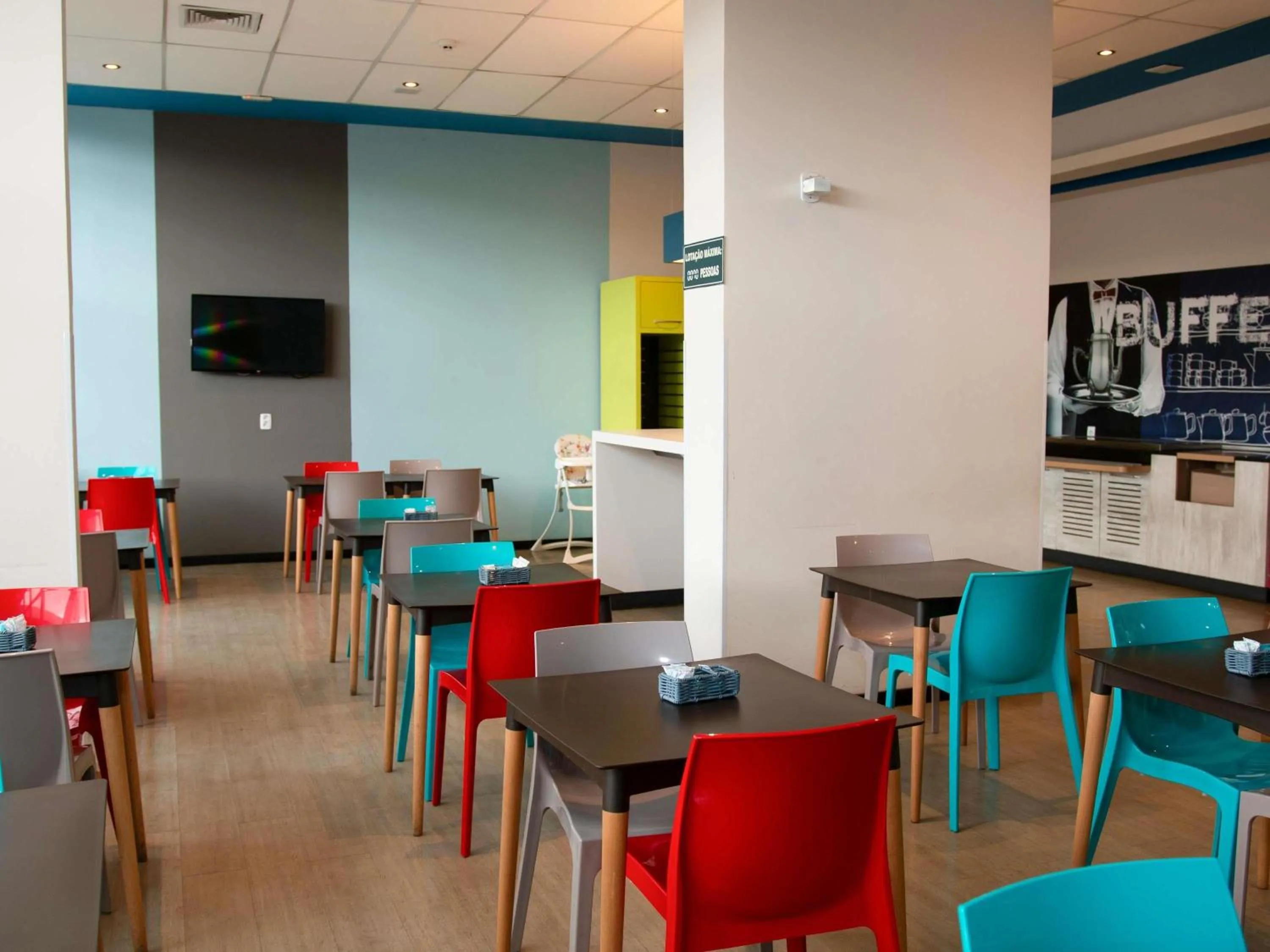 Restaurant/places to eat in ibis budget Manhuaçu