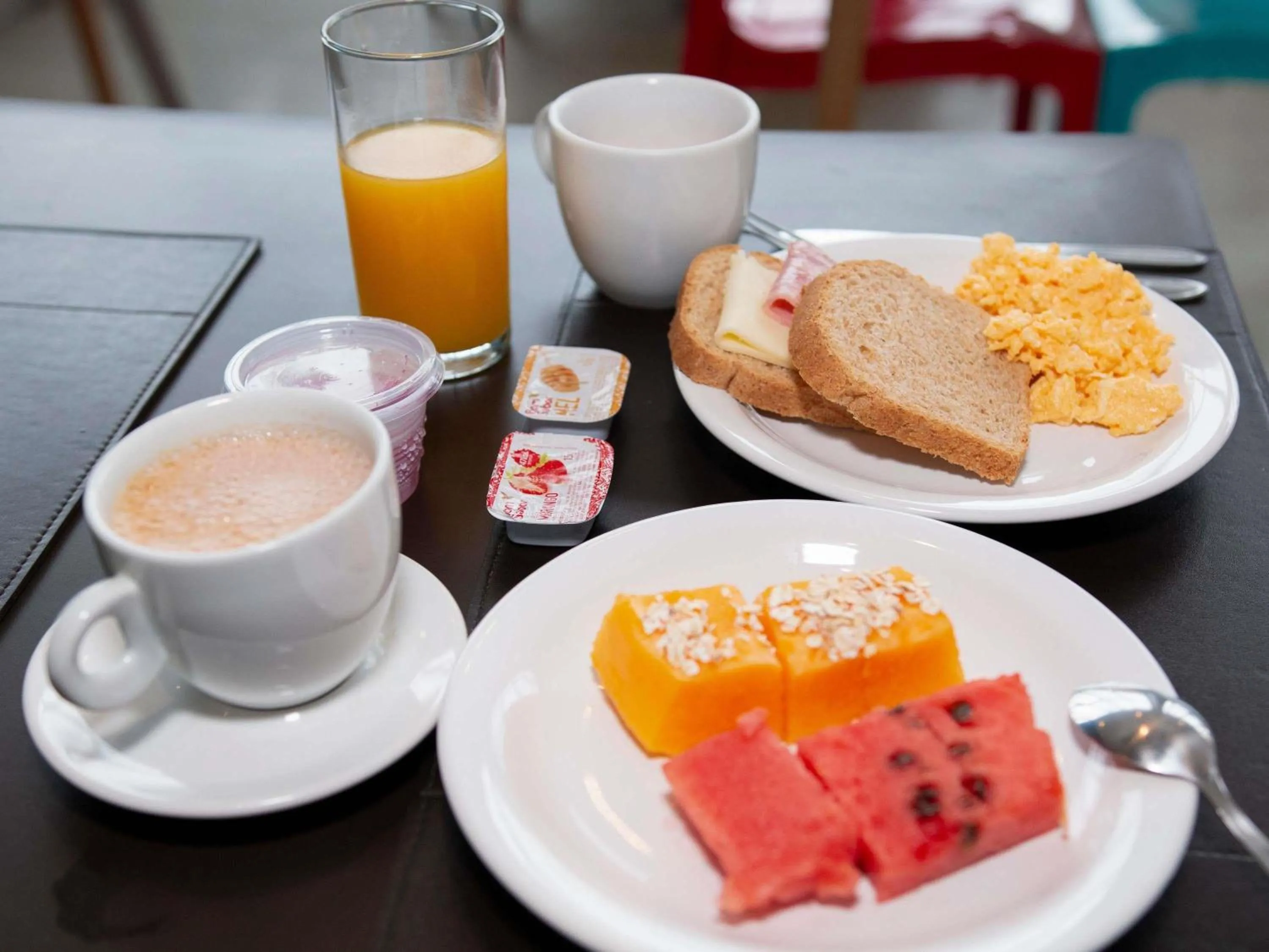 Restaurant/places to eat in ibis budget Manhuaçu