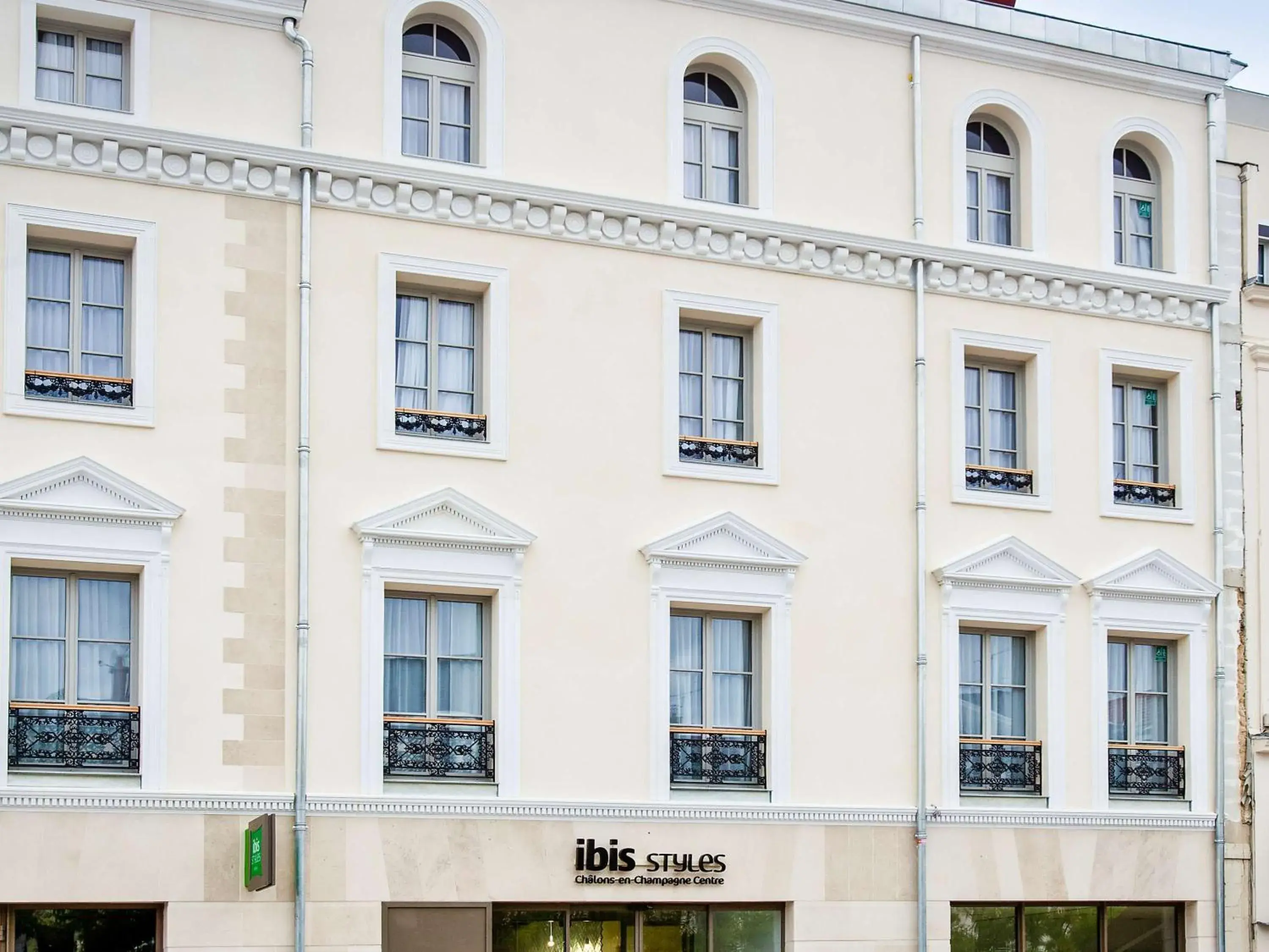 Property building in ibis Styles Chalons en Champagne Centre Property building in ibis Styles Chalons en Champagne Centre