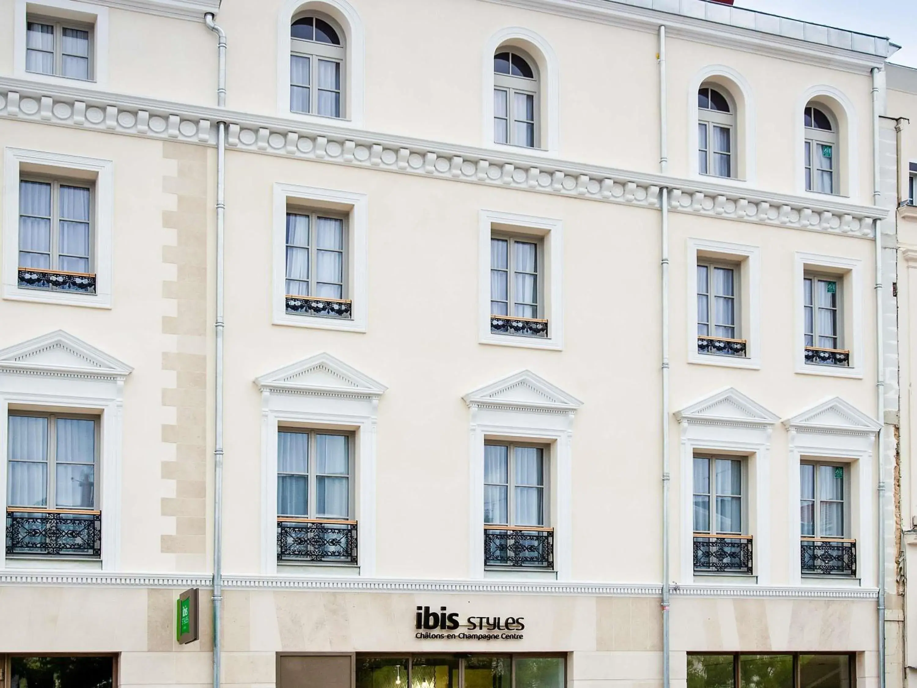 Property building in ibis Styles Chalons en Champagne Centre Property building in ibis Styles Chalons en Champagne Centre
