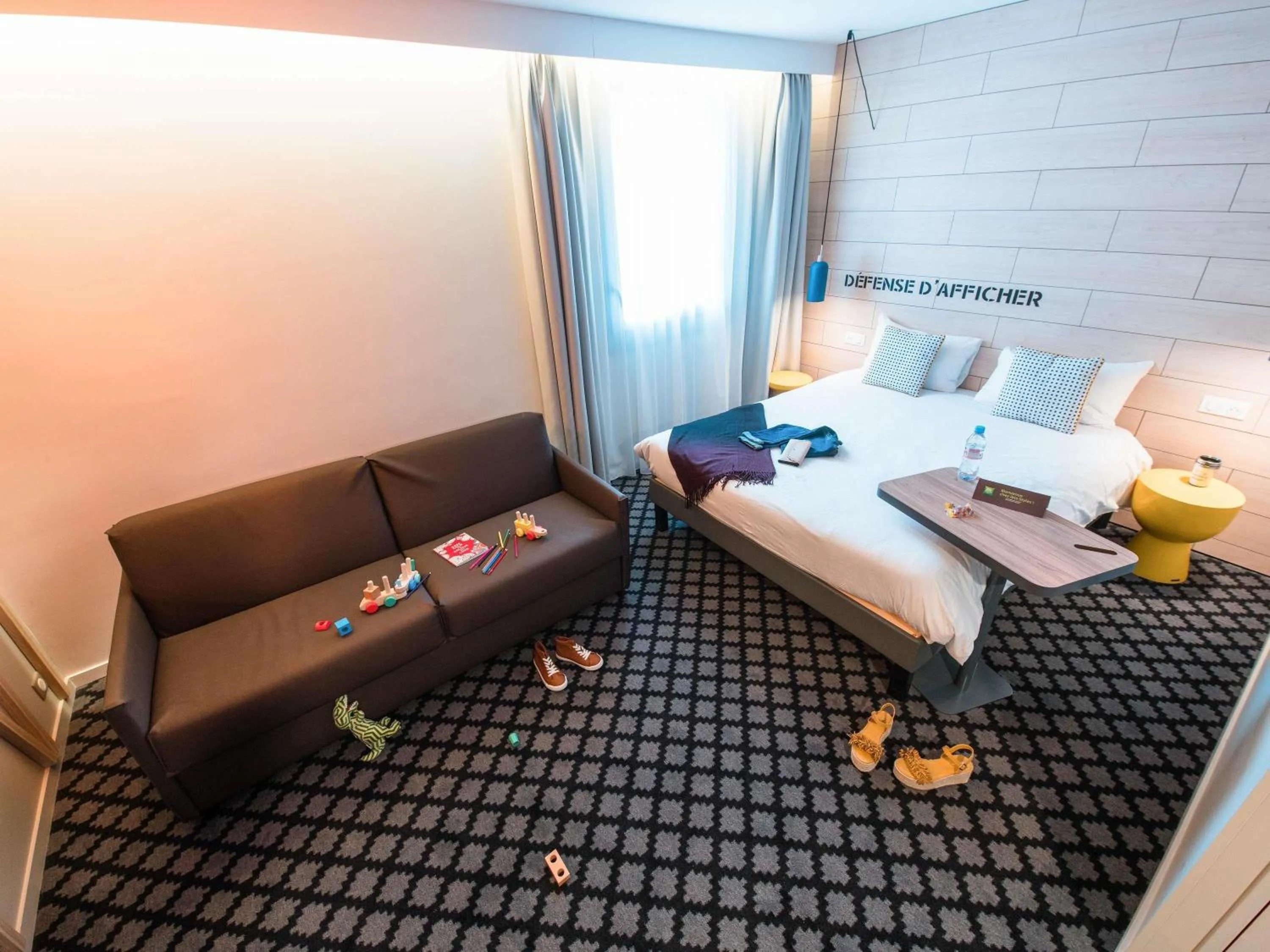 Bedroom, Bed in ibis Styles Chalons en Champagne Centre