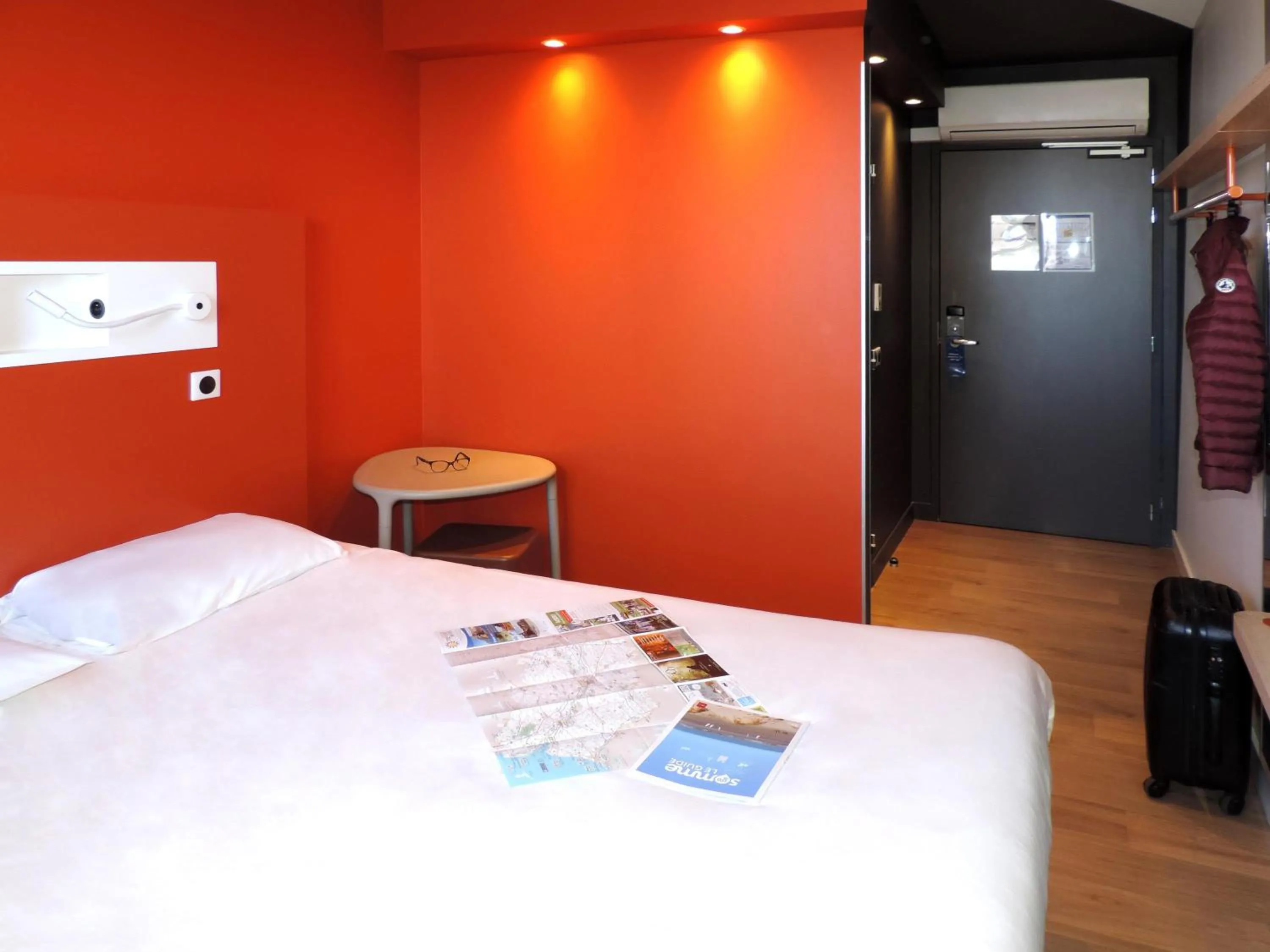 Bedroom, Bed in Ibis Budget Amiens Centre Gare