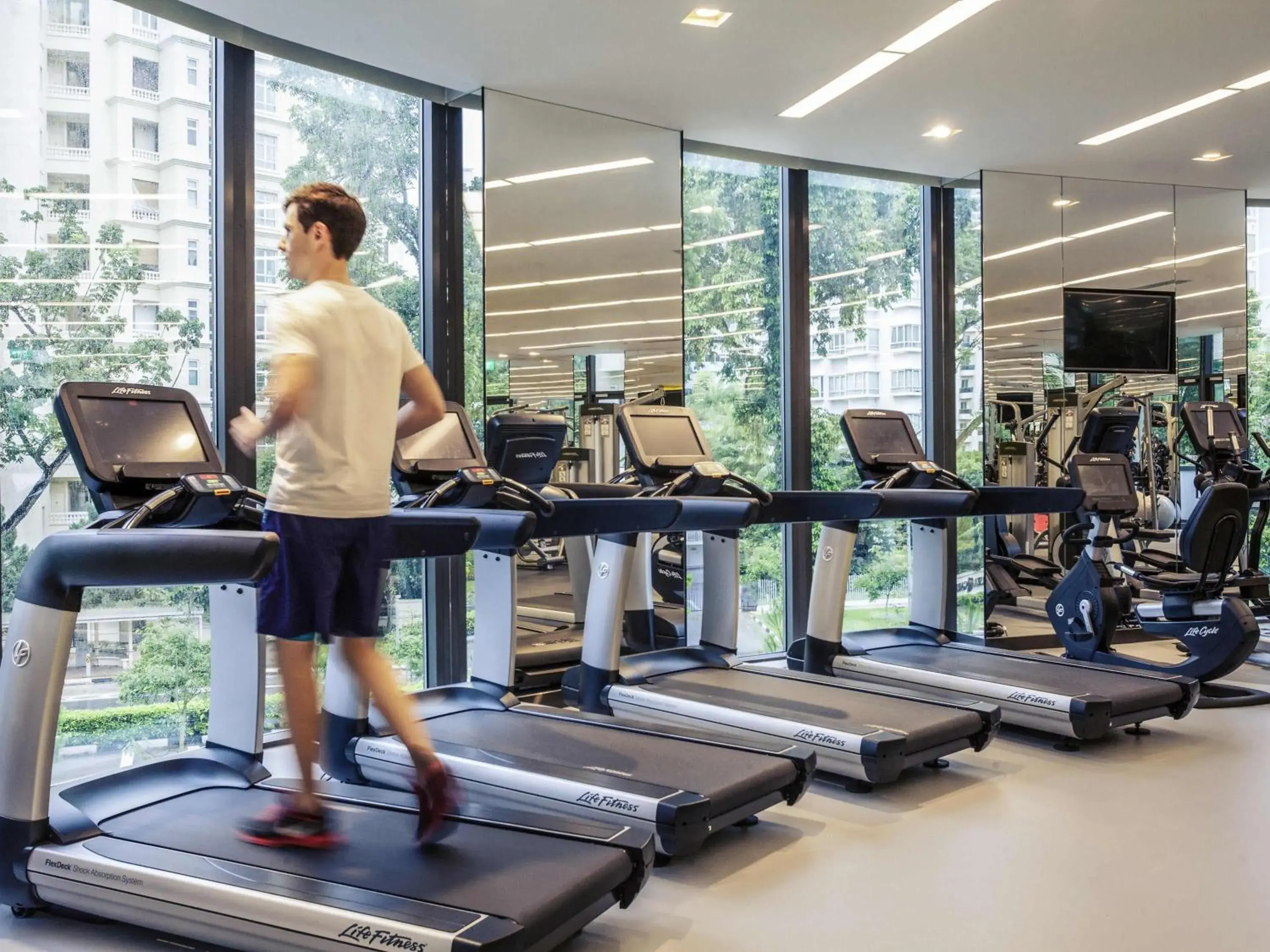 Fitness centre/facilities in Mercure Singapore On Stevens Fitness centre/facilities in Mercure Singapore On Stevens