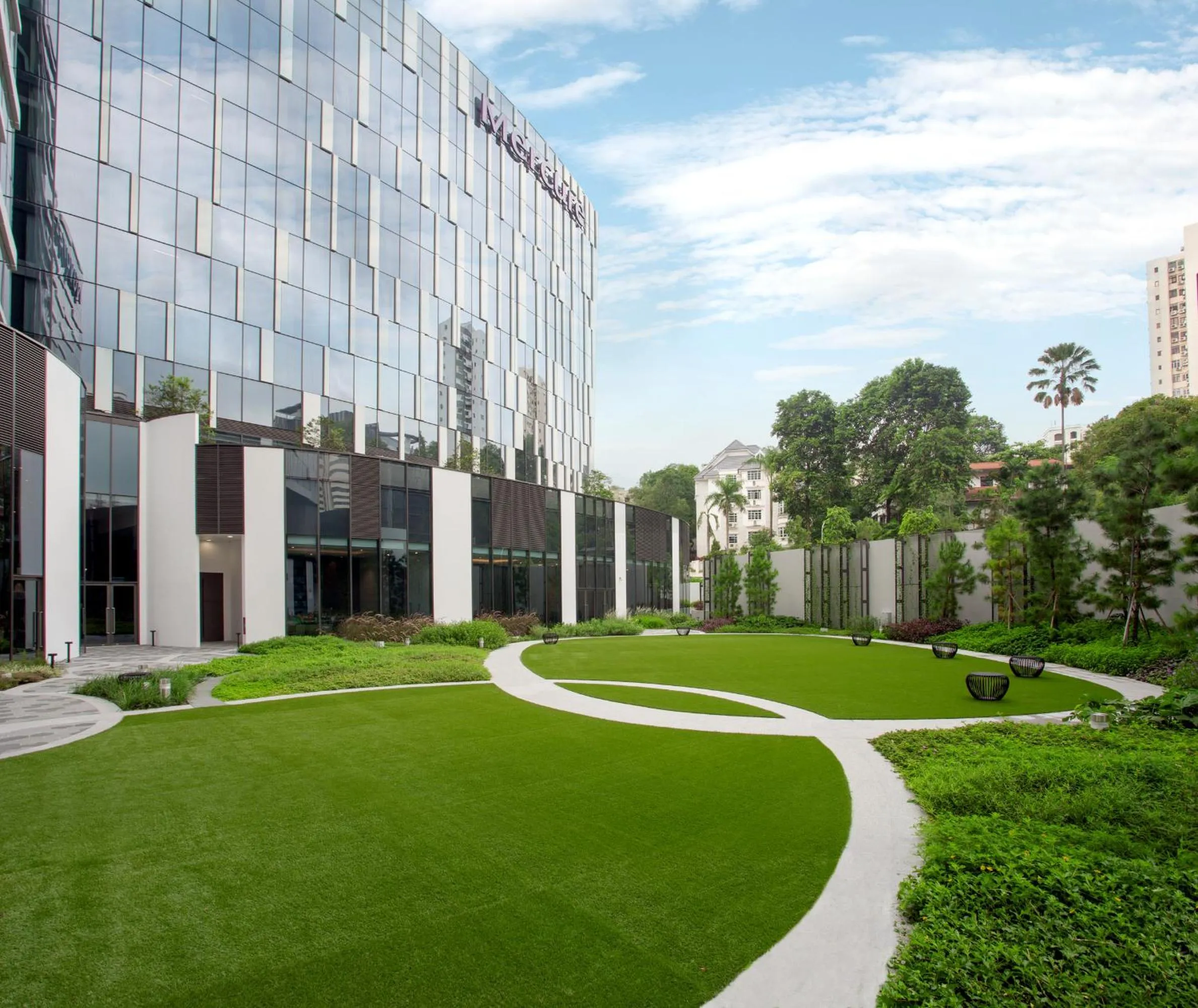 Garden in Mercure Singapore On Stevens