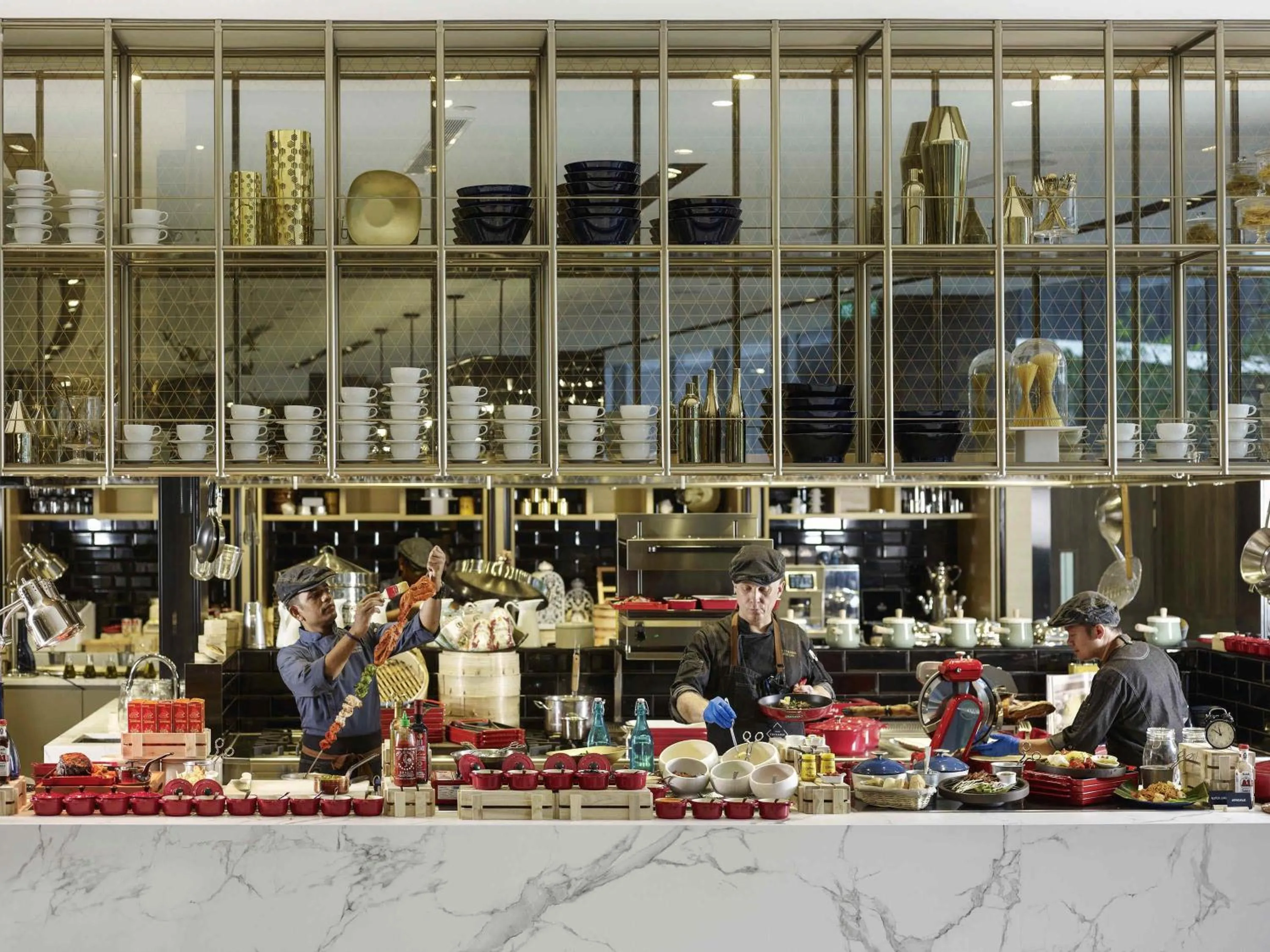 Restaurant/places to eat in Novotel Singapore On Stevens