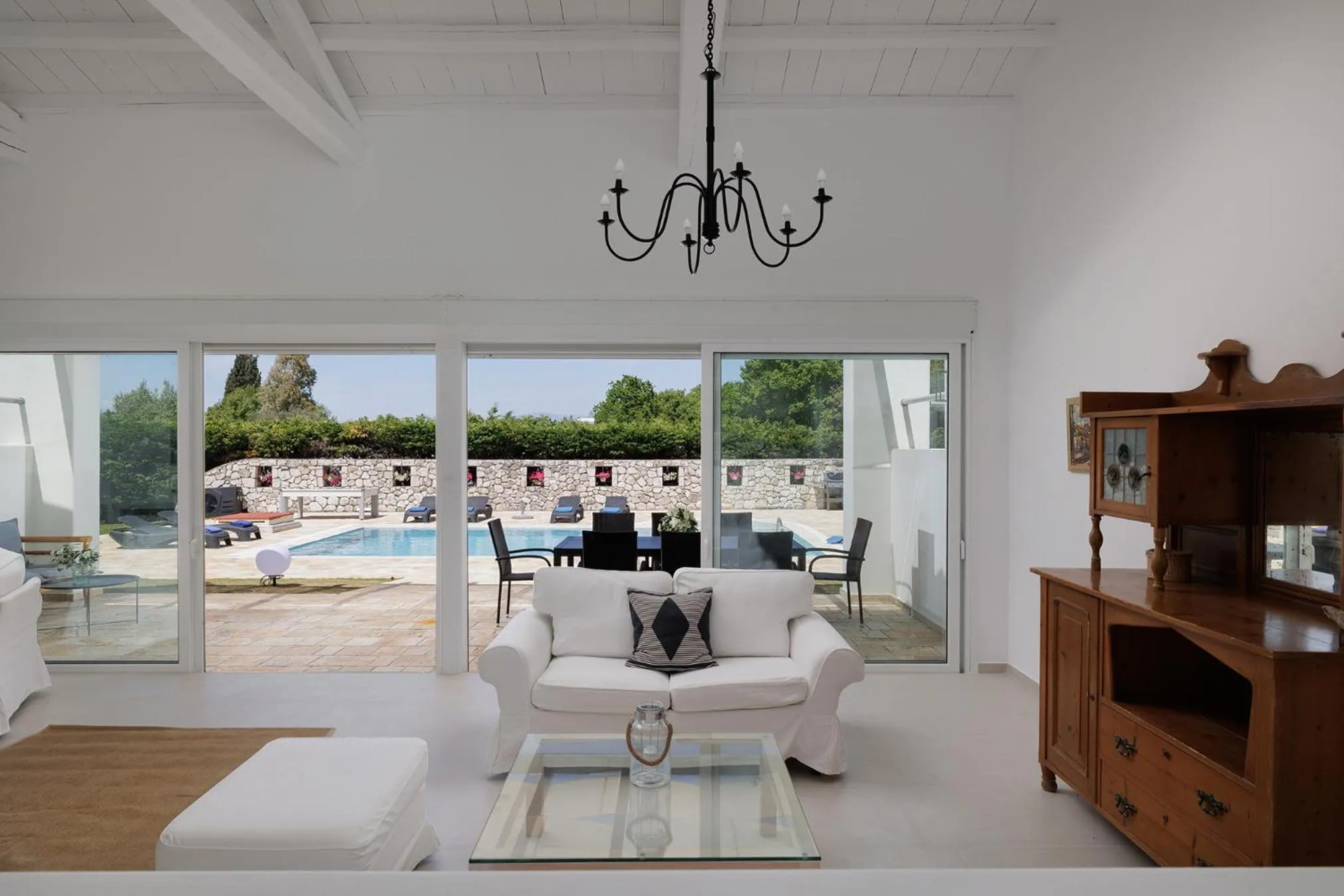 Living room in Villa Levanda by WhiteDream Villas