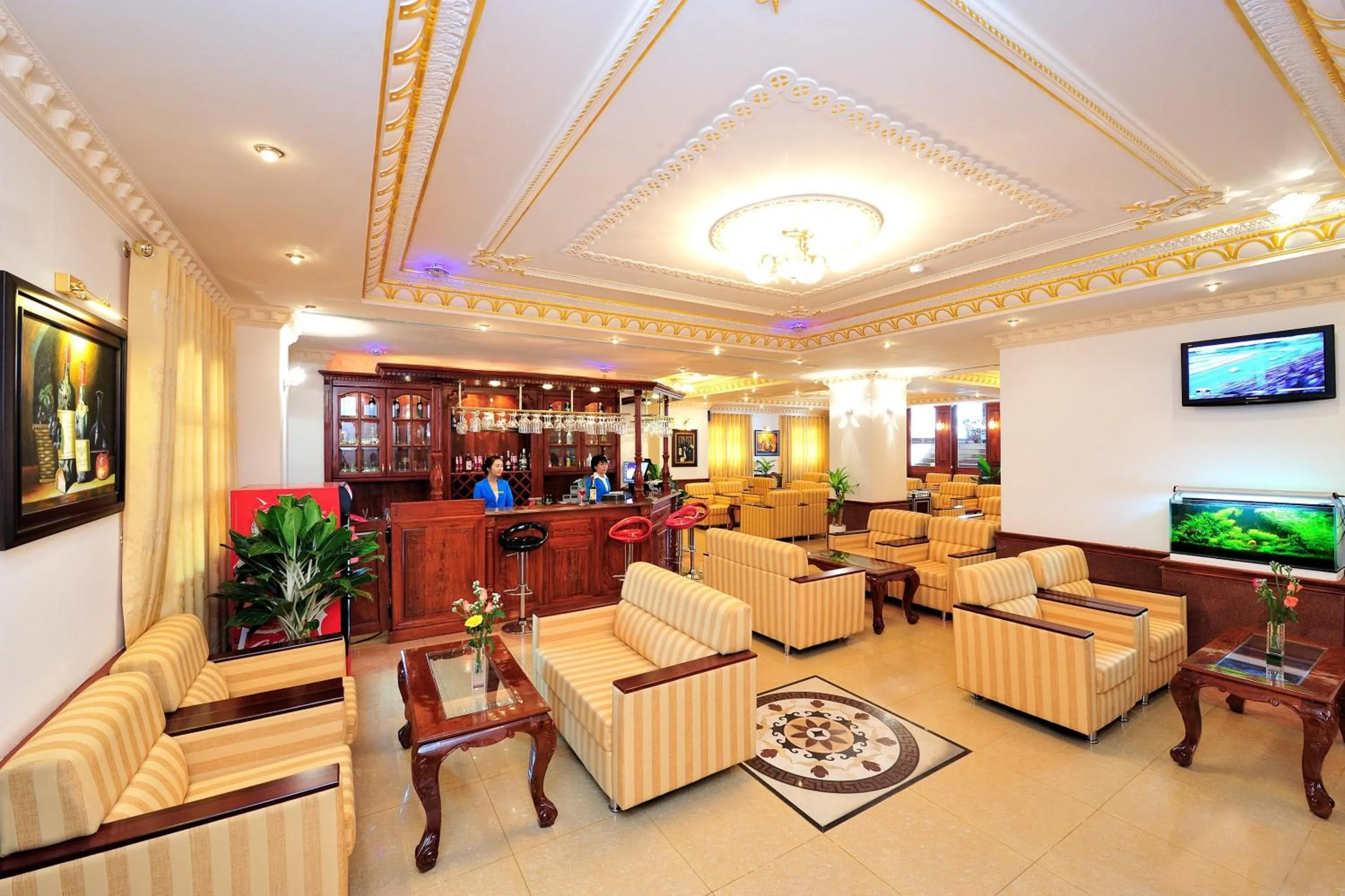 Lounge or bar in New Pacific Hotel
