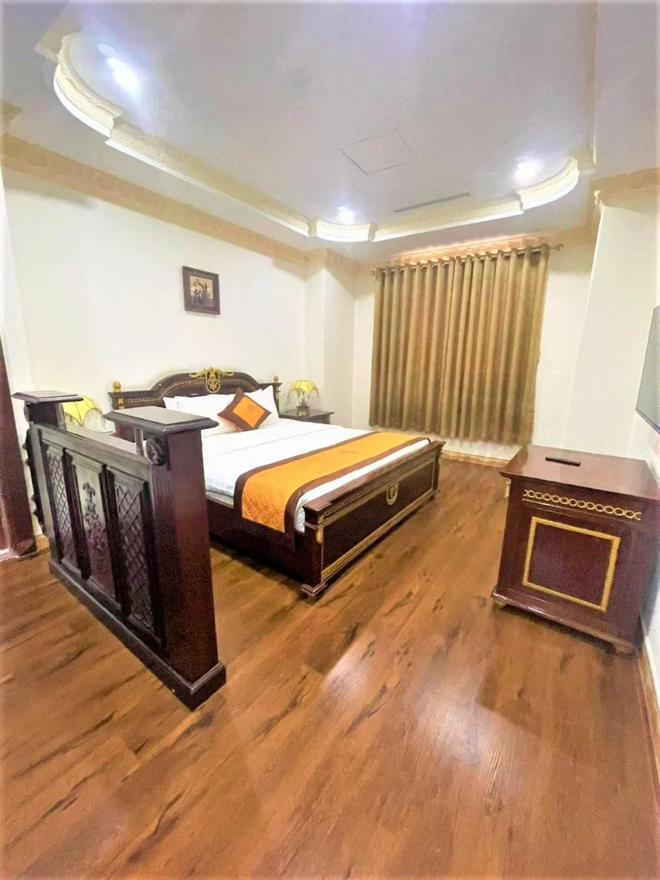 Bed in New Pacific Hotel