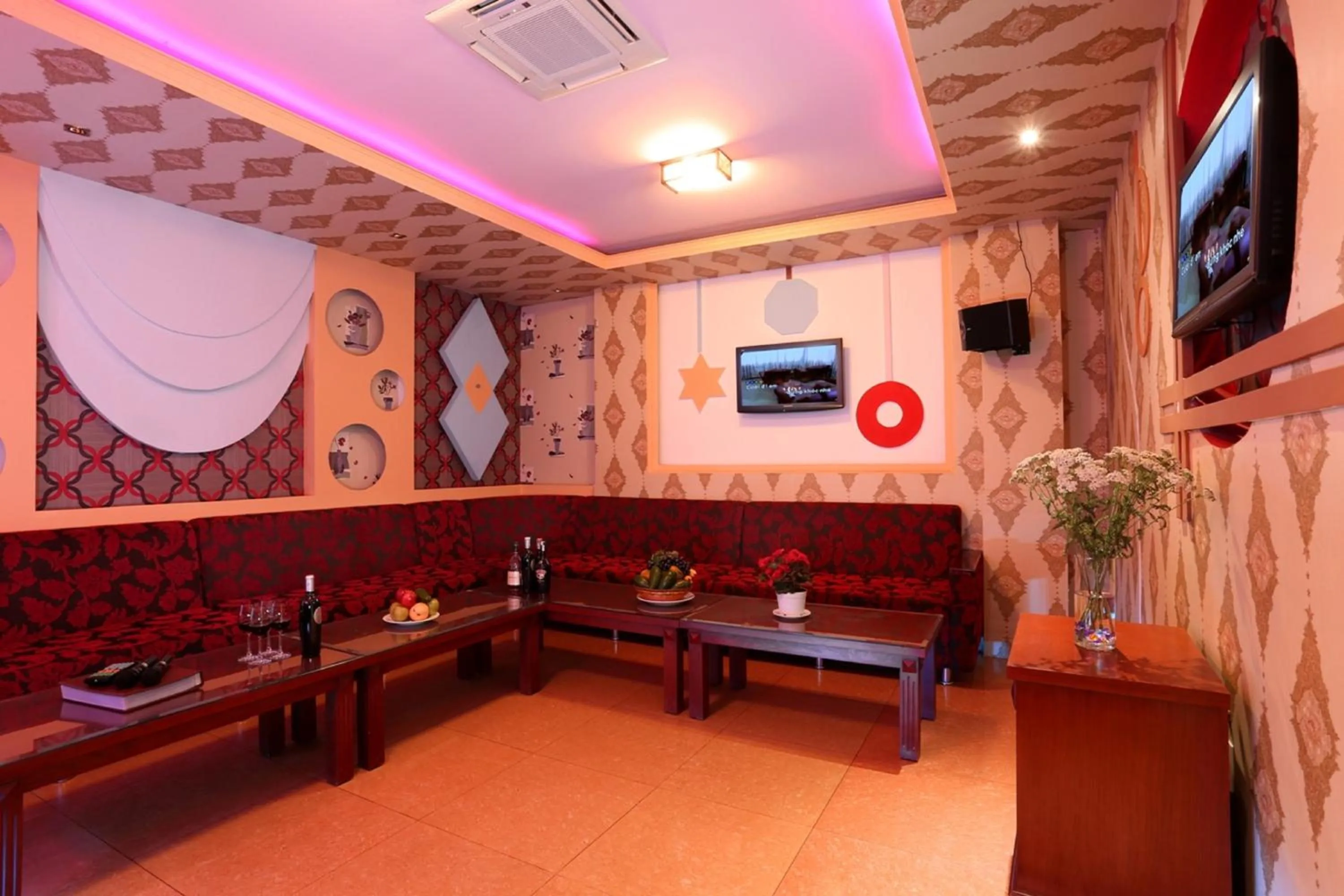 Karaoke in New Pacific Hotel