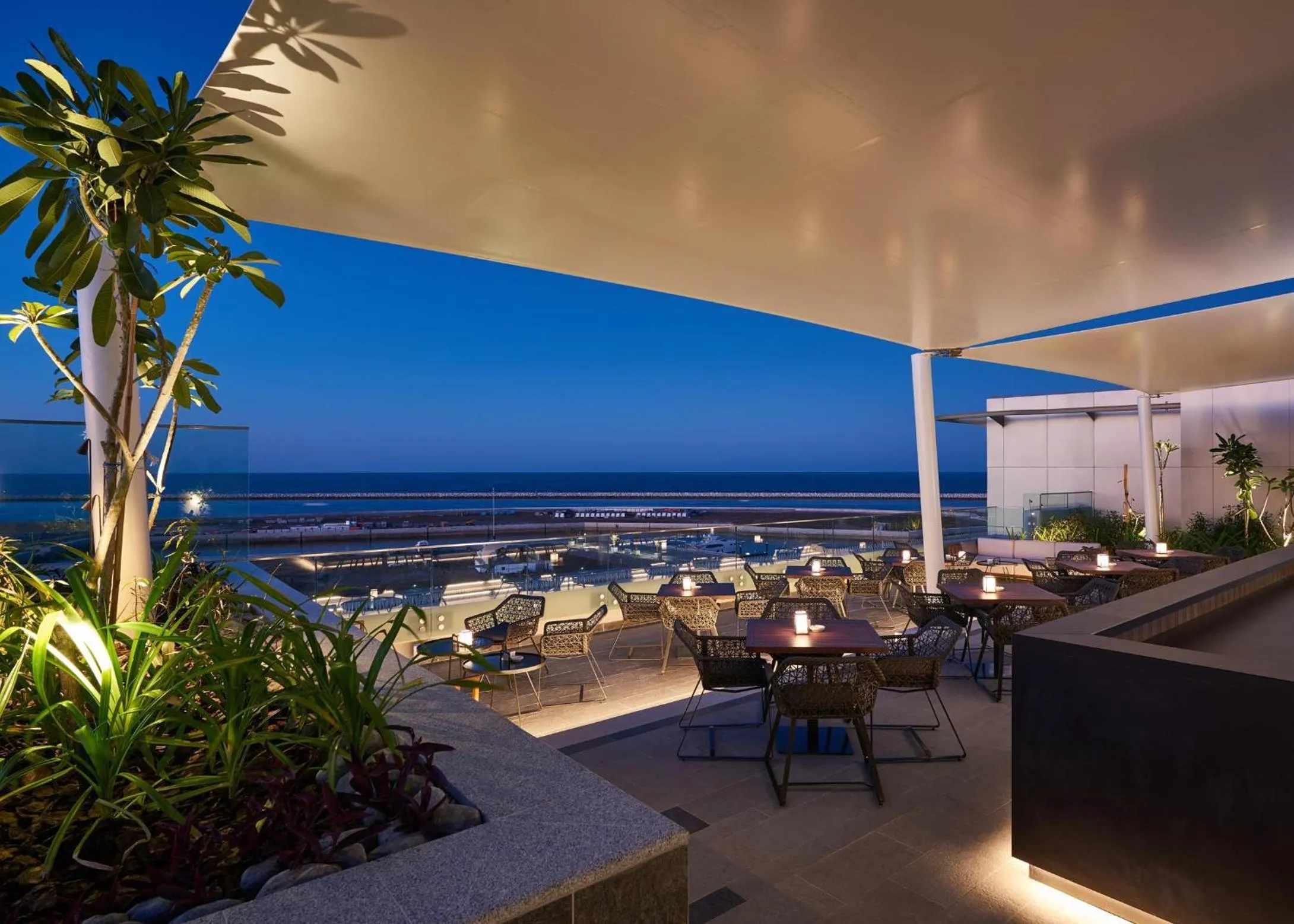 Lounge or bar in Mysk Al Mouj Hotel