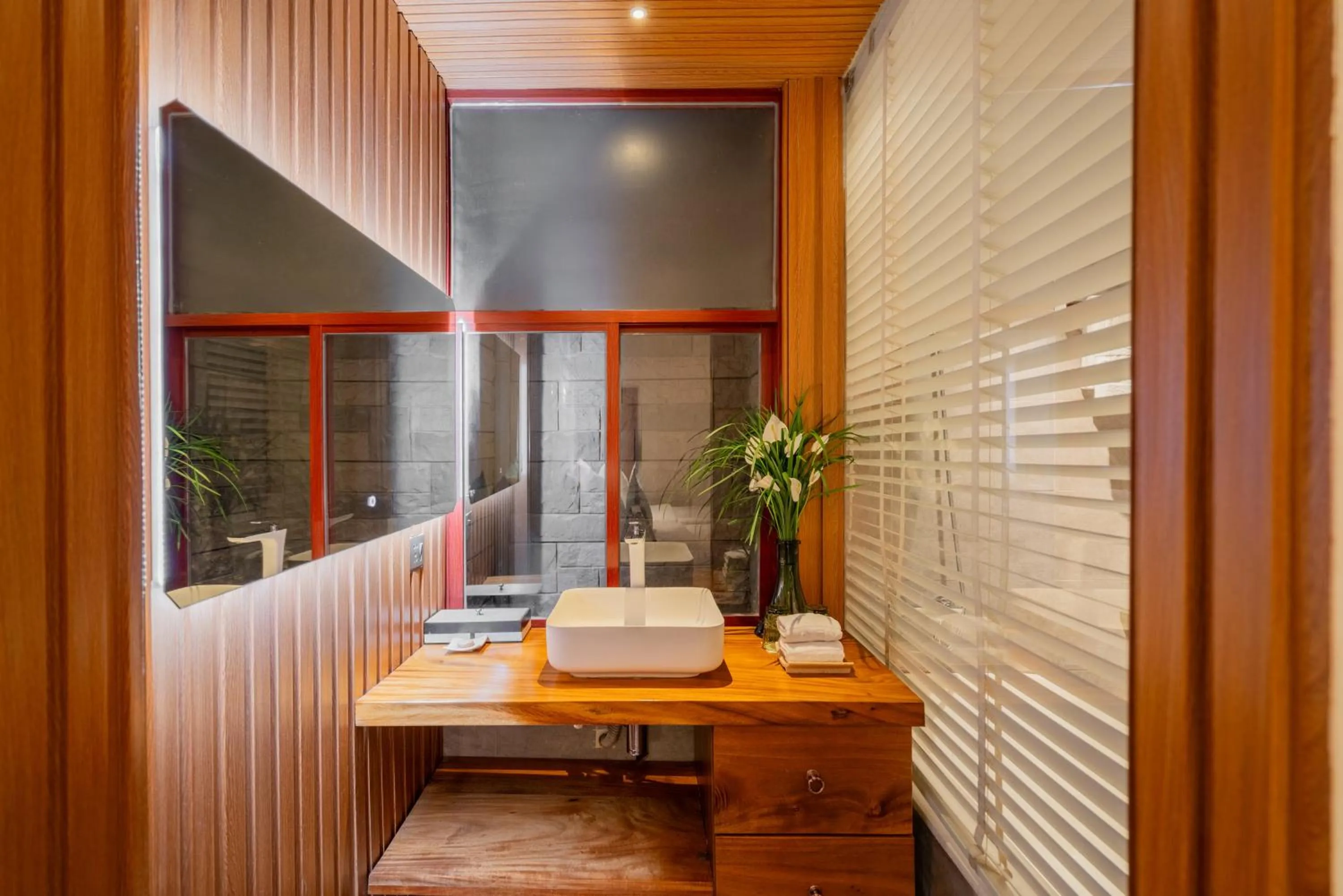 Bathroom in A&EM Art Hotel