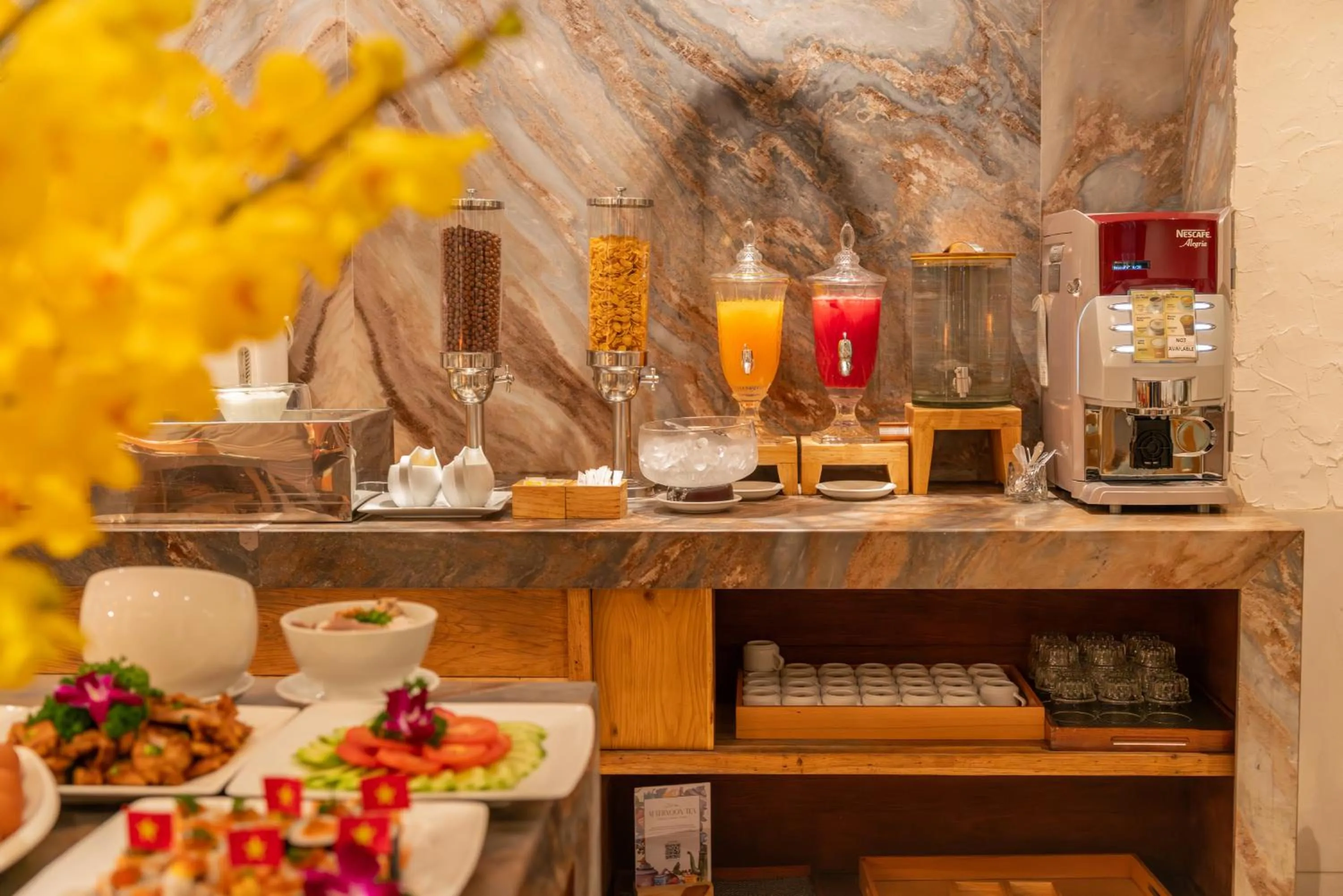 Breakfast in A&EM Art Hotel