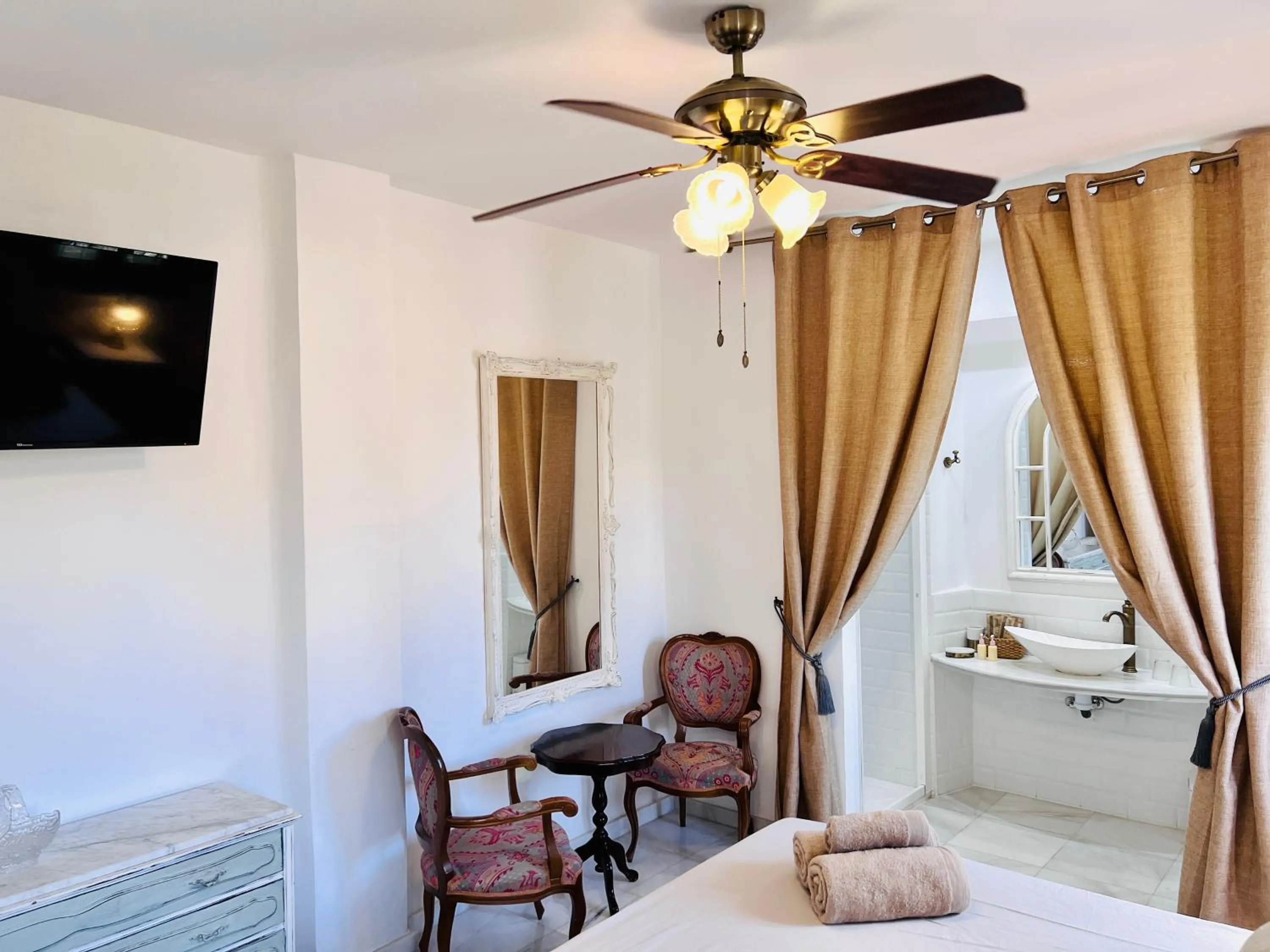 TV and multimedia, Bed in Hotelito Suecia