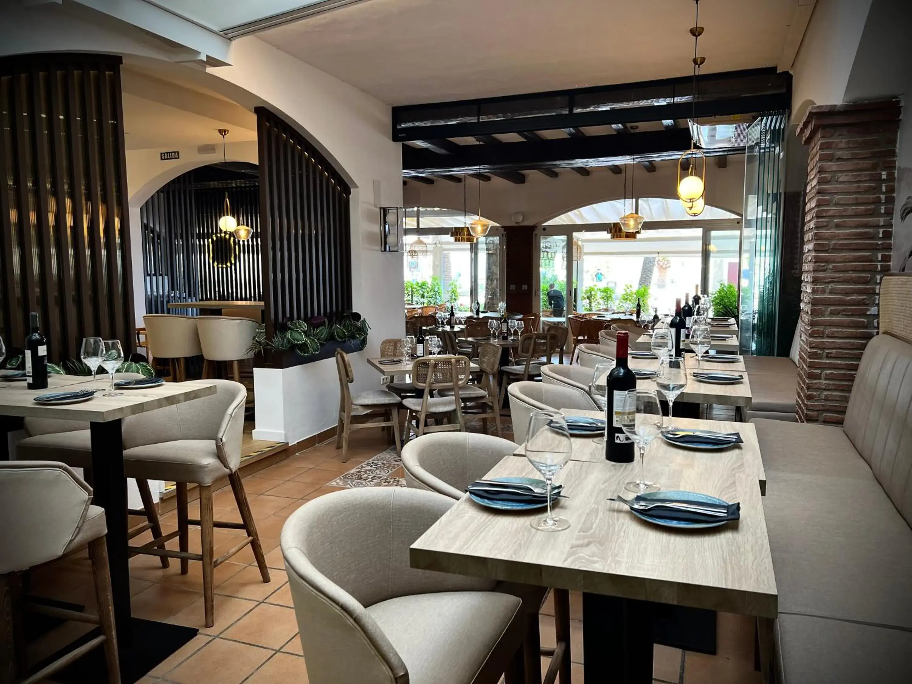 Restaurant/places to eat in Hostal Marissal by Dorobe Restaurant/places to eat in Hostal Marissal by Dorobe