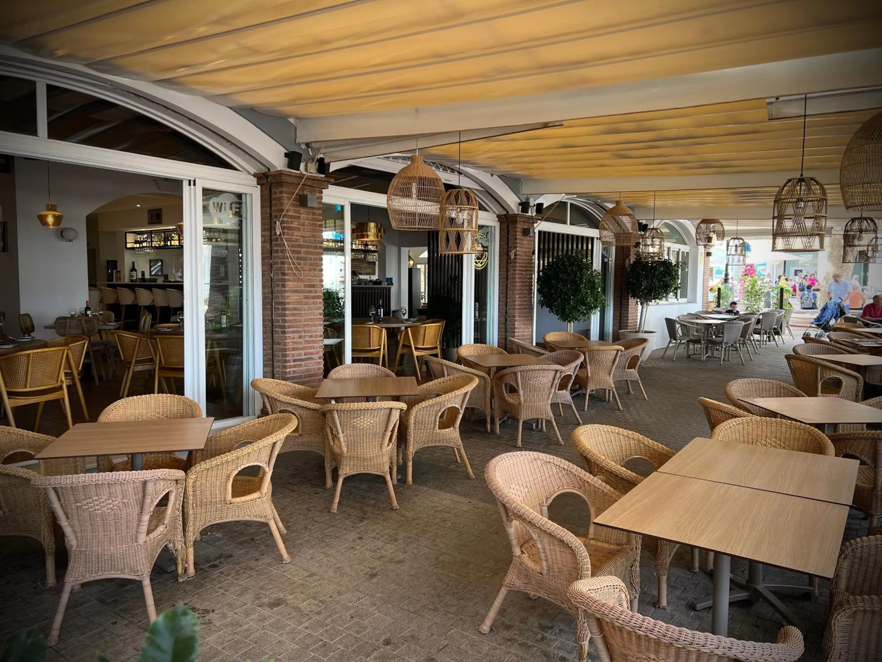 Balcony/Terrace in Hostal Marissal by Dorobe