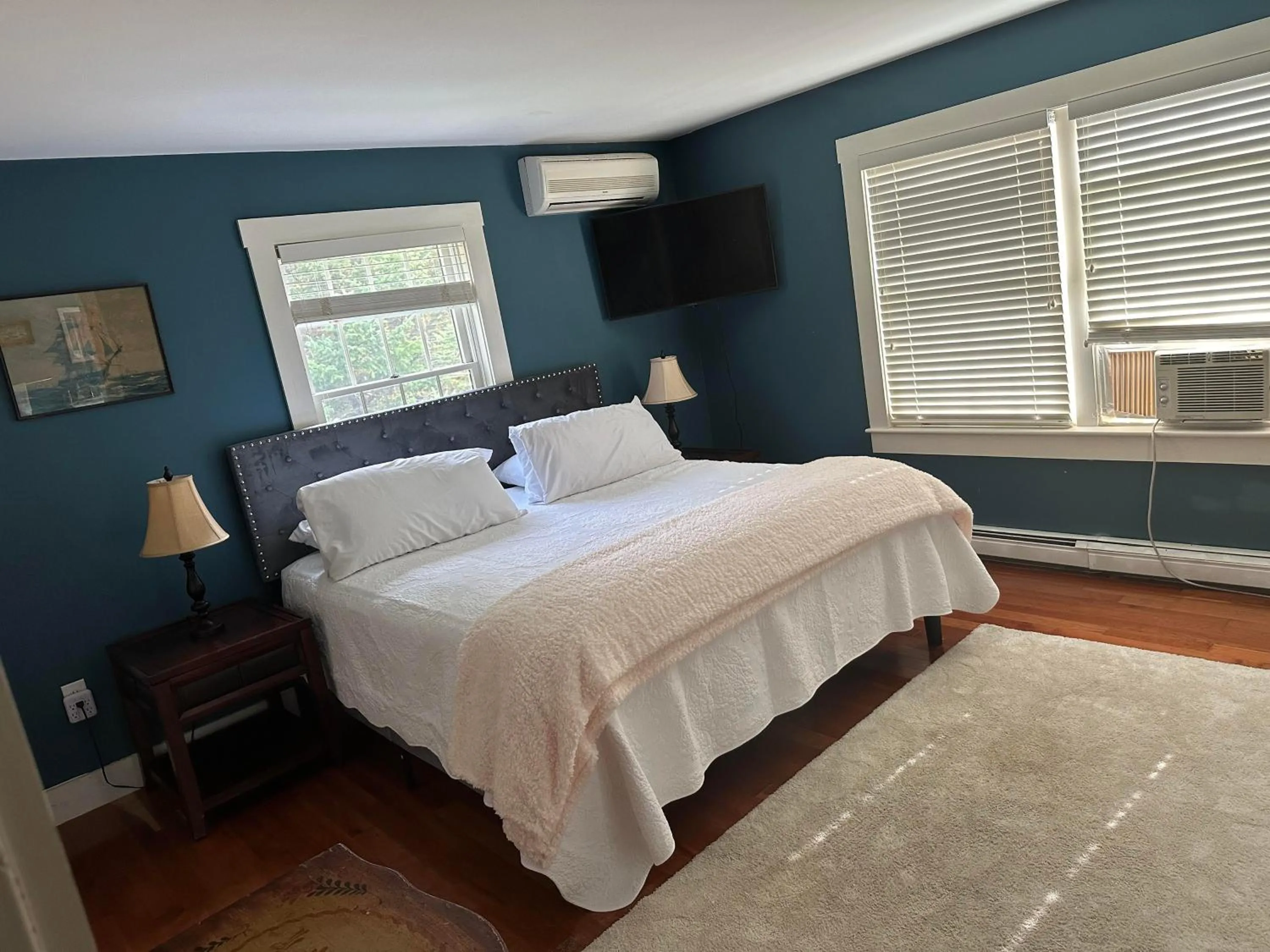 Bed in Sugar Hill Inn