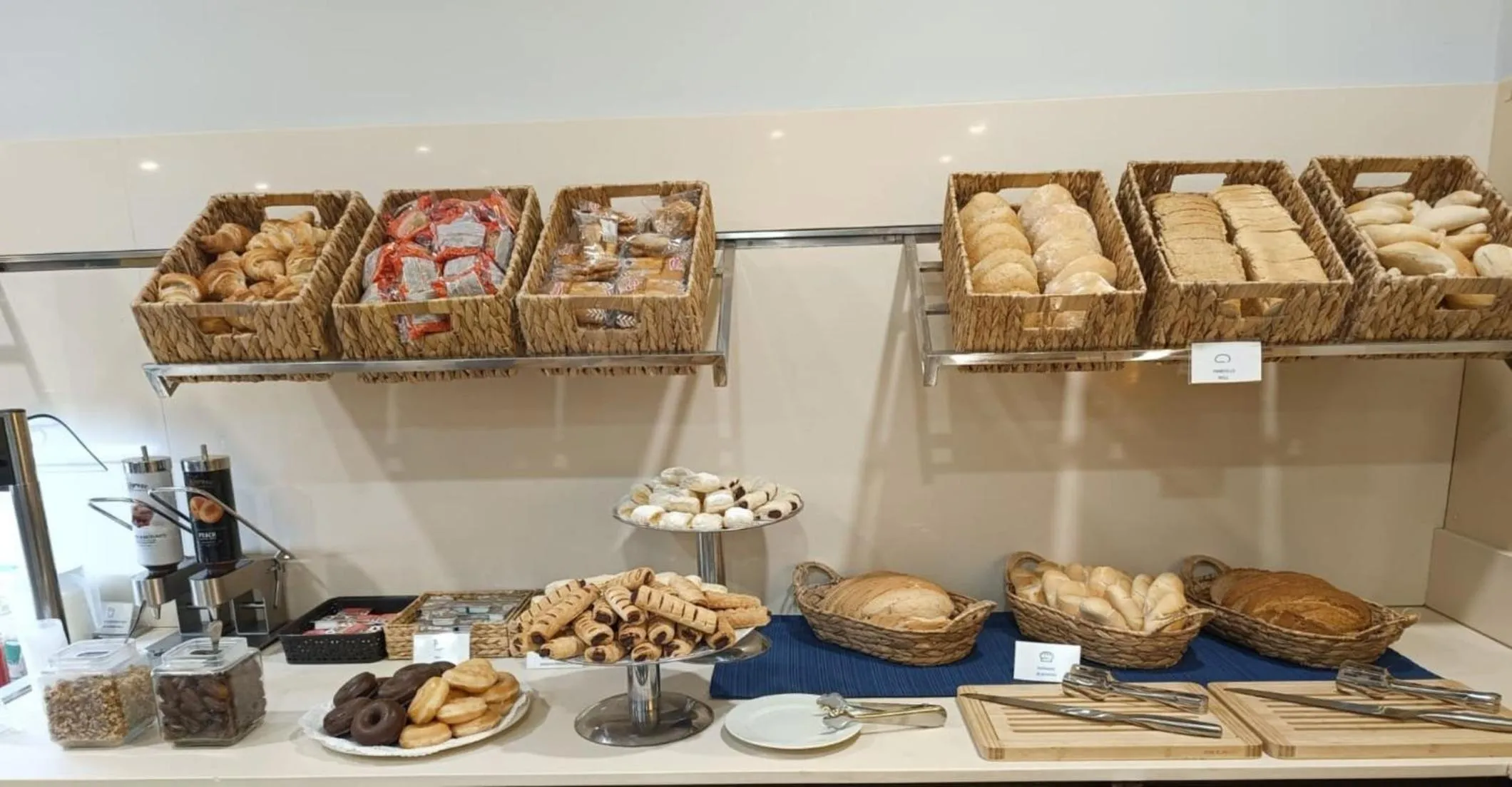 Breakfast in Holiday Inn Express Campo de Gibraltar-Barrios by IHG