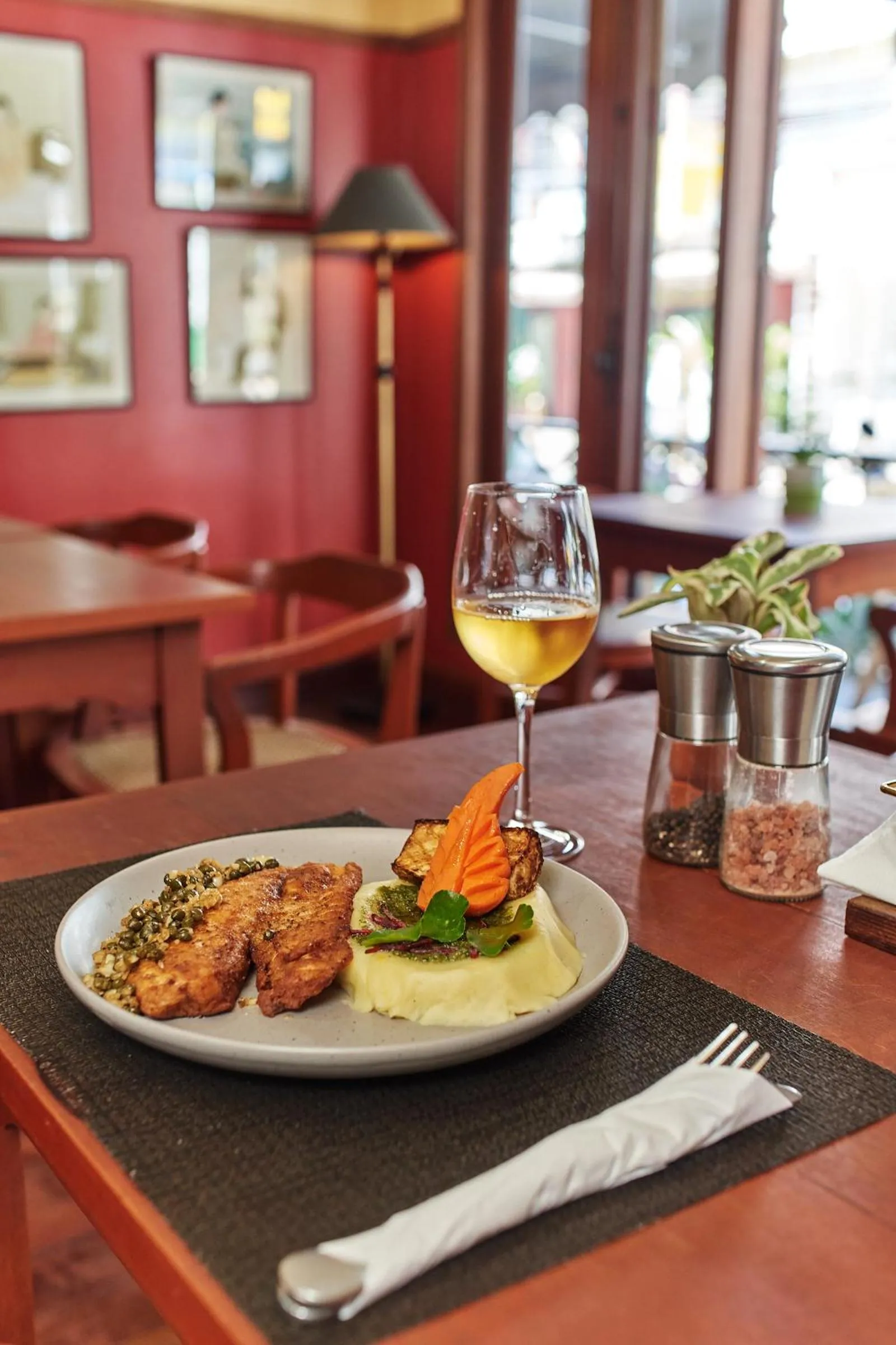 Restaurant/places to eat in Le Charme Vientiane Hotel