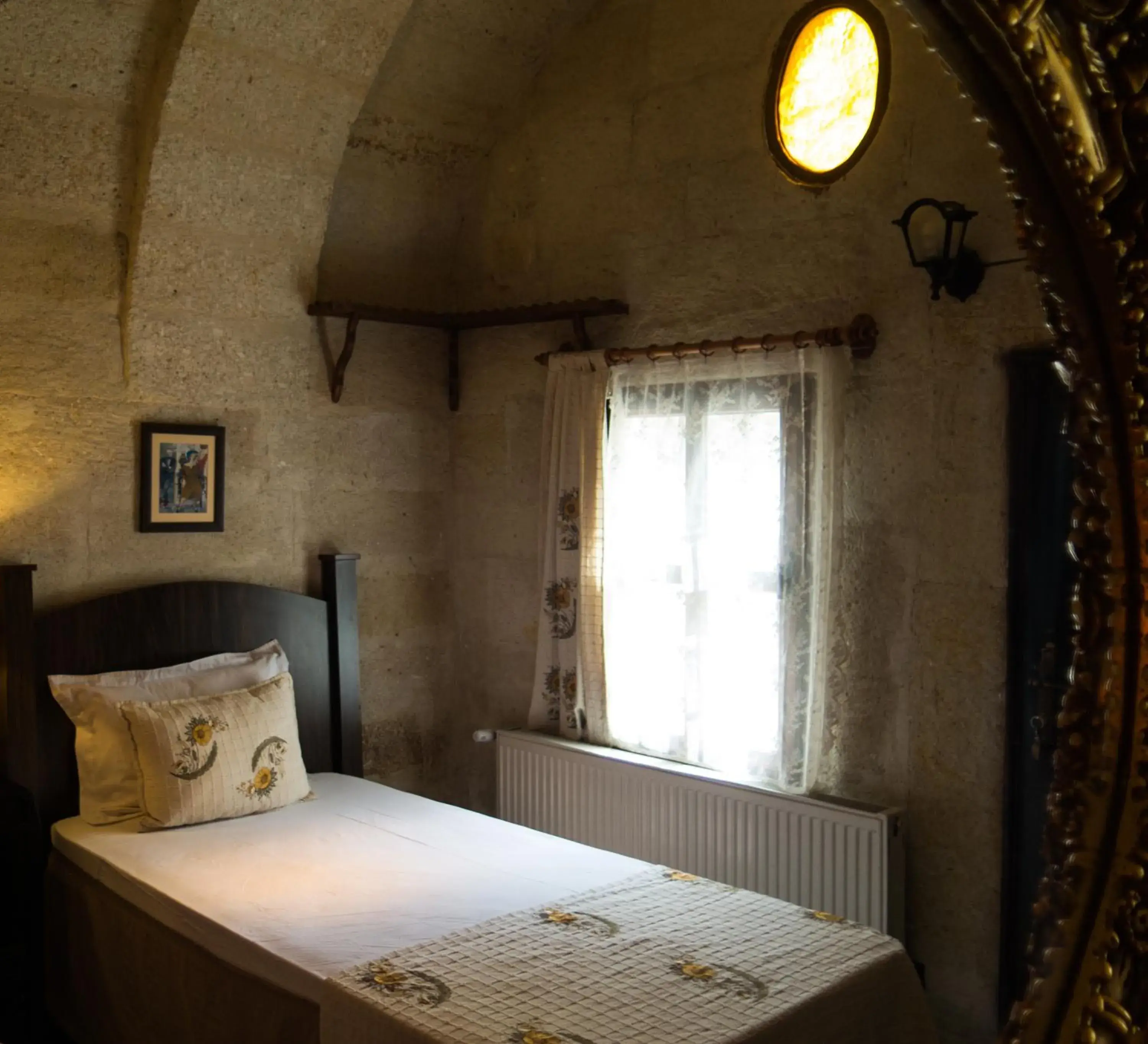 Bedroom, Bed in Urgup Konak Hotel Bedroom, Bed in Urgup Konak Hotel