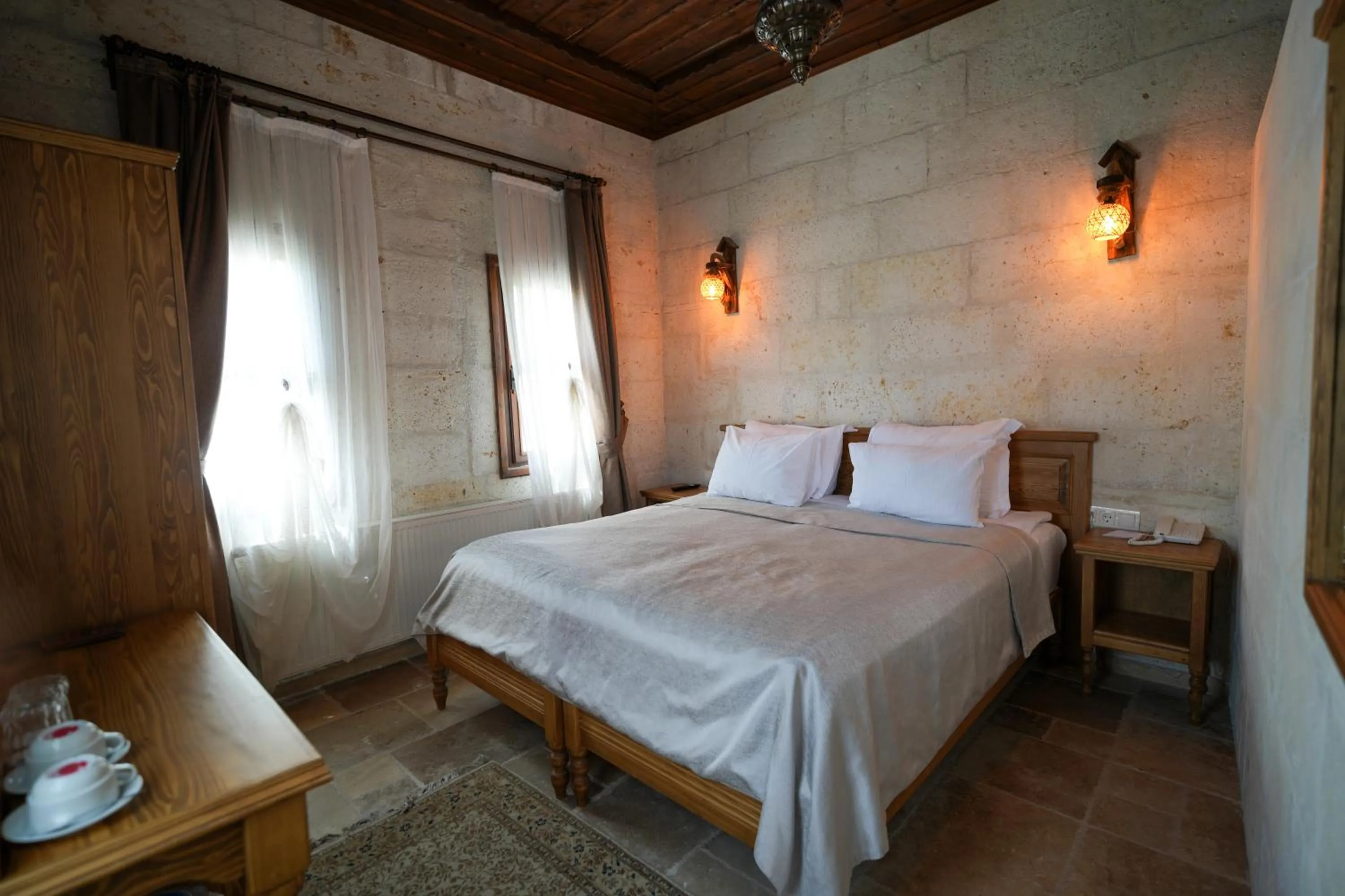 Photo of the whole room, Bed in Urgup Konak Hotel