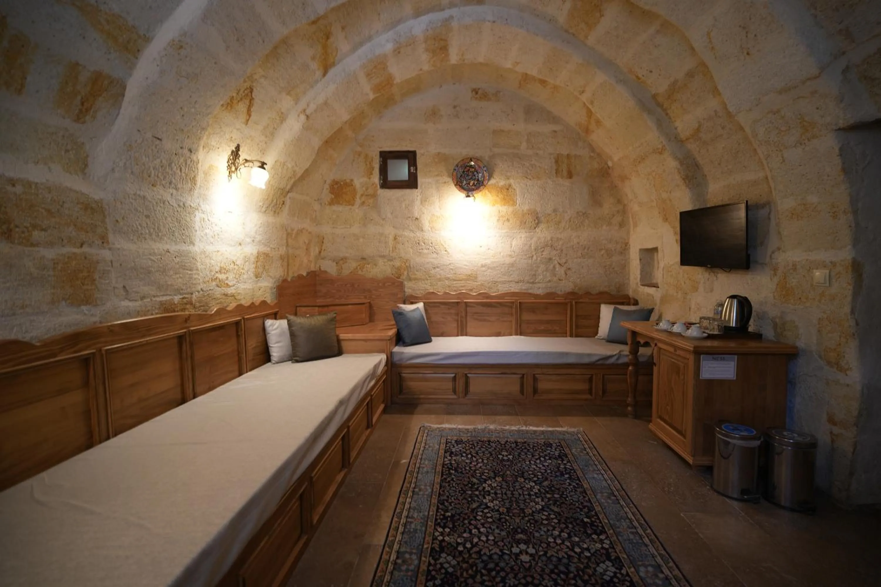 Seating area, Bed in Urgup Konak Hotel