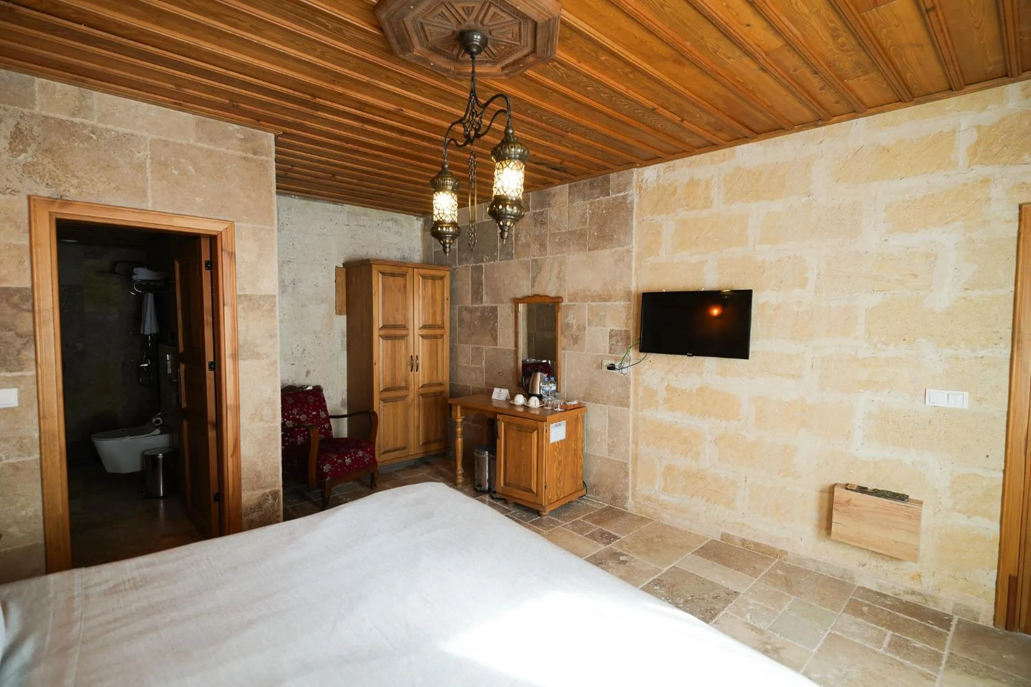 Photo of the whole room, Bed in Urgup Konak Hotel