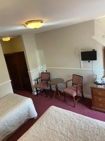 Bed in Monaghans Harbour Hotel