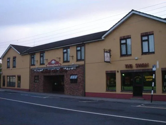 Property building in Monaghans Harbour Hotel