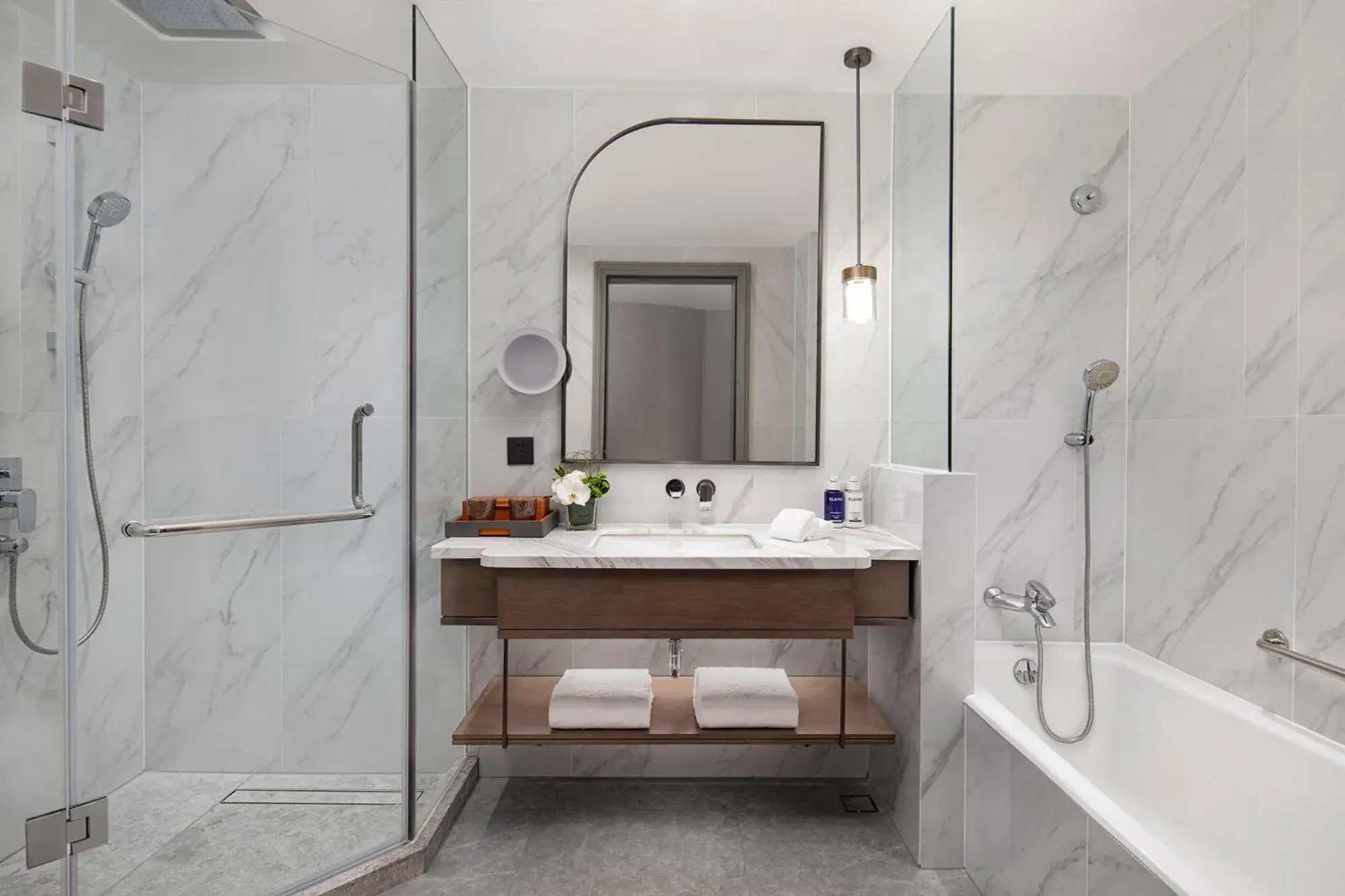 Bathroom in voco Changzhou Fudu Bathroom in voco Changzhou Fudu