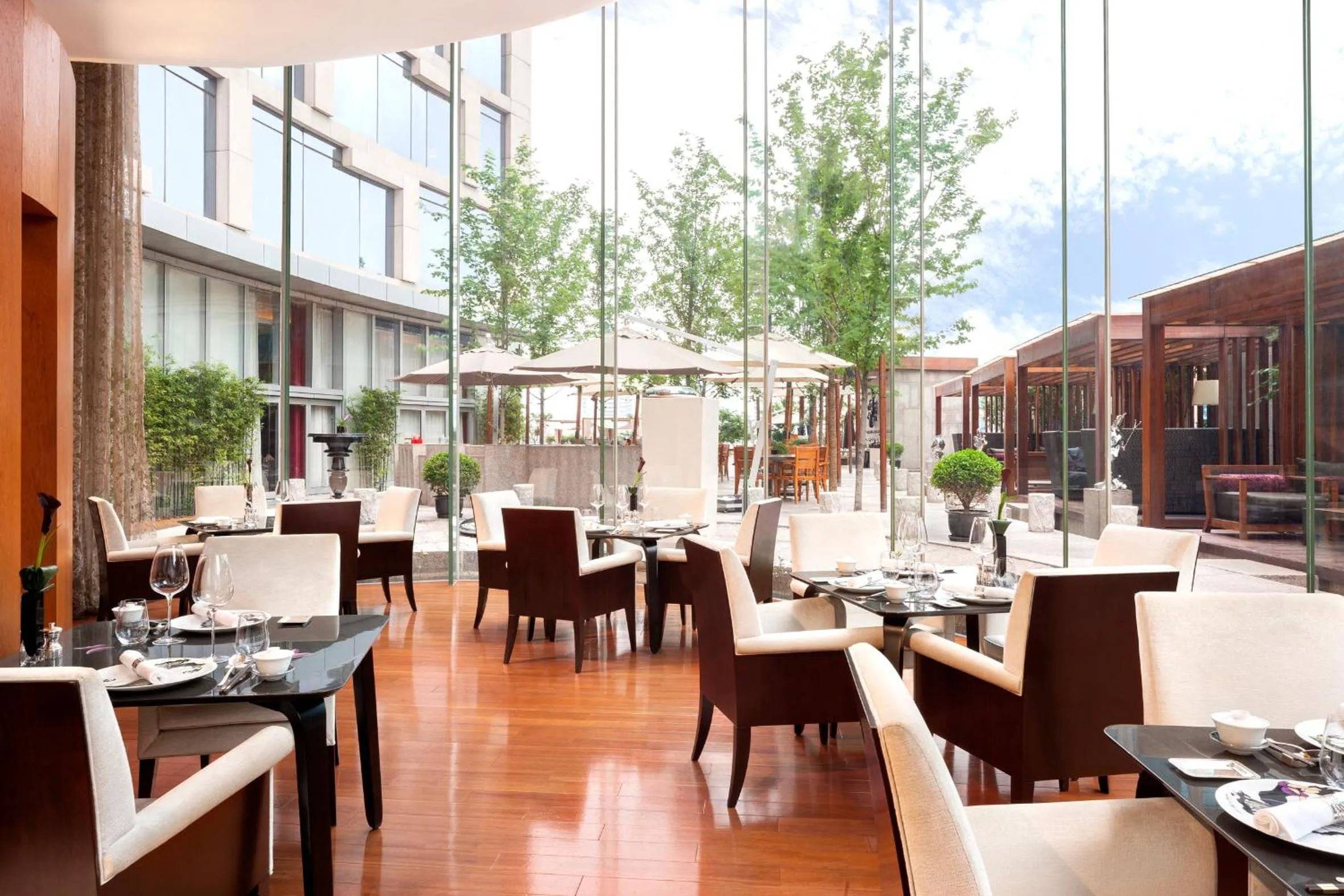 Restaurant/places to eat in The Langham, Shanghai, Xintiandi