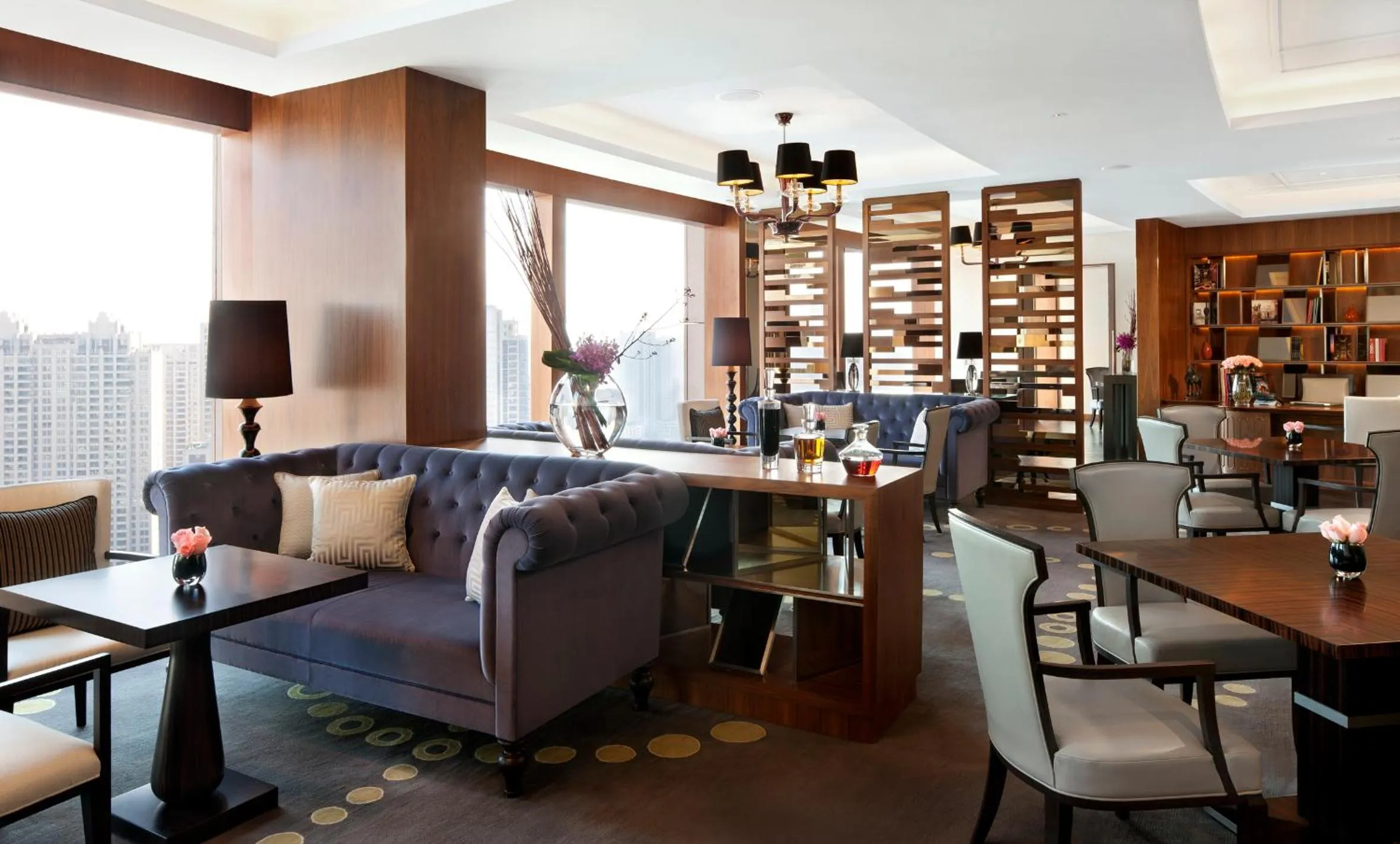 Lounge or bar in The Langham, Shanghai, Xintiandi