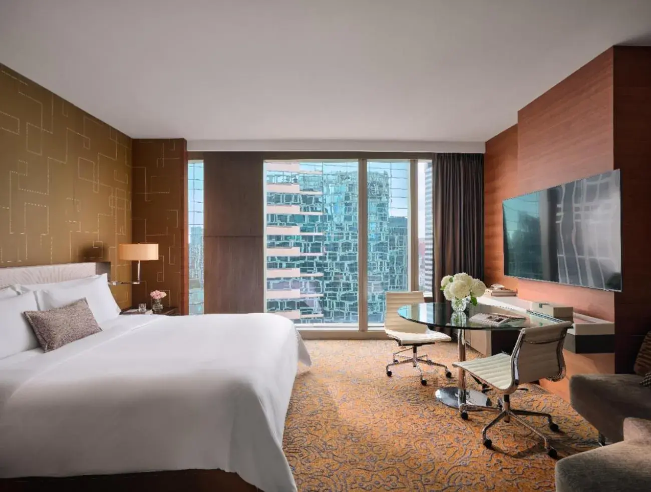 Deluxe Studio in The Langham, Shanghai, Xintiandi Deluxe Studio in The Langham, Shanghai, Xintiandi