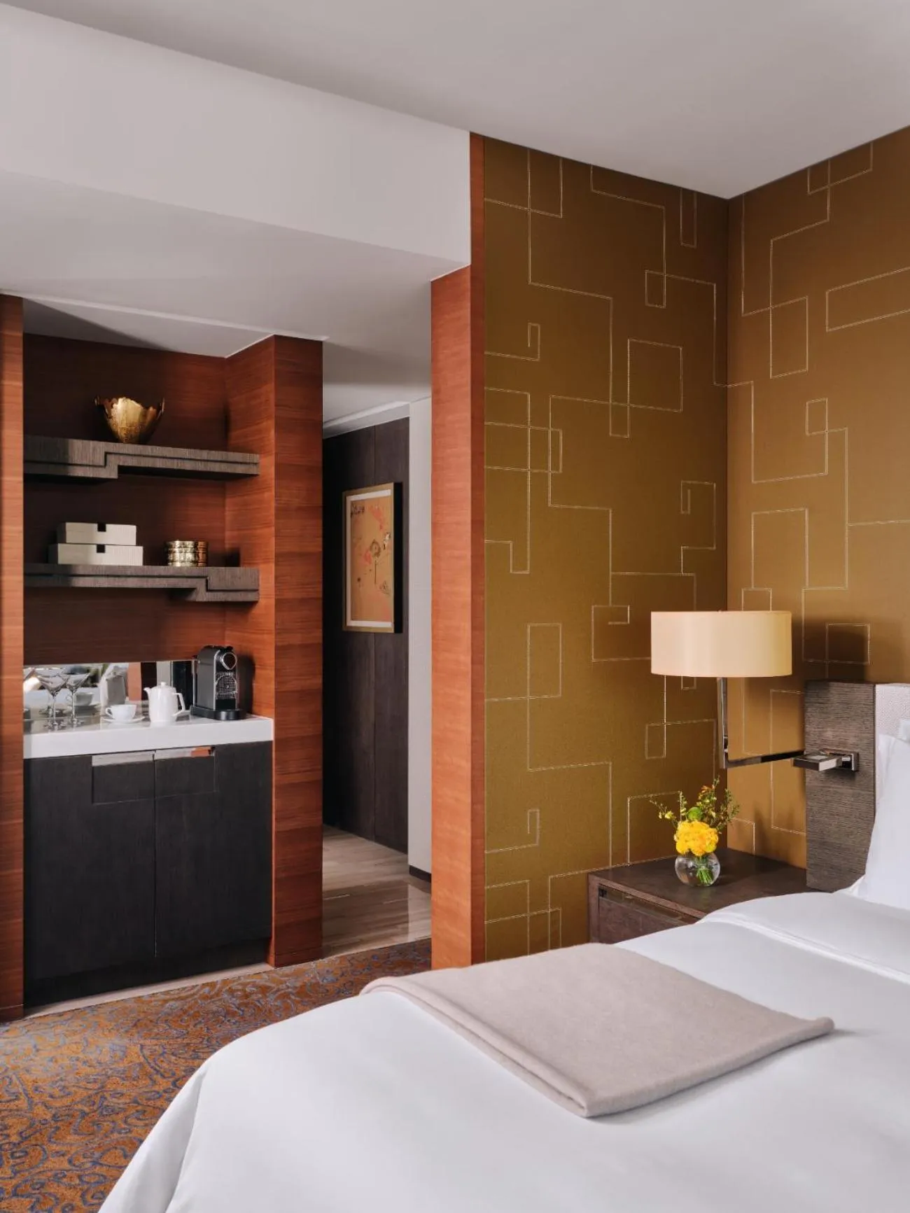 Bed in The Langham, Shanghai, Xintiandi