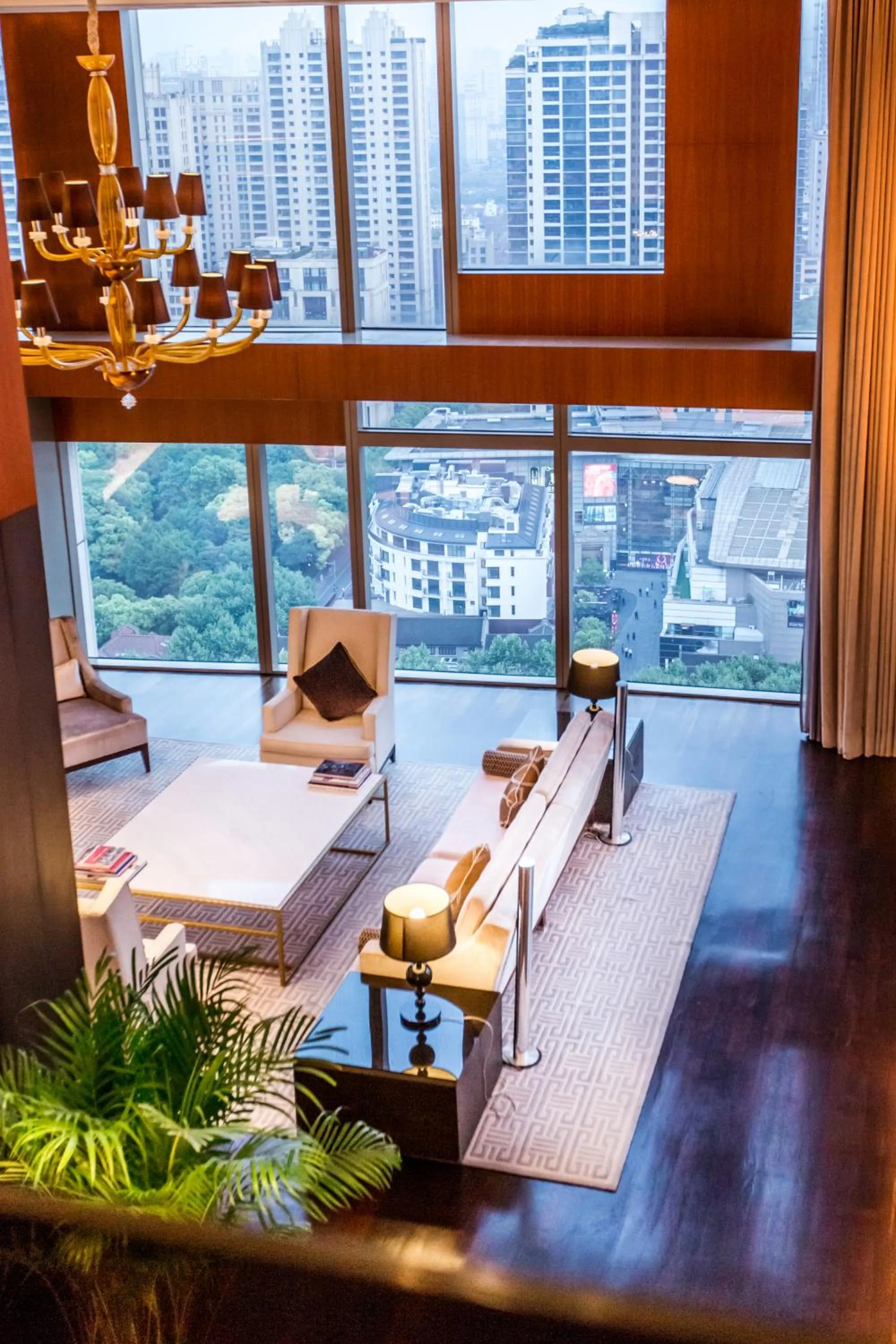 Living room in The Langham, Shanghai, Xintiandi