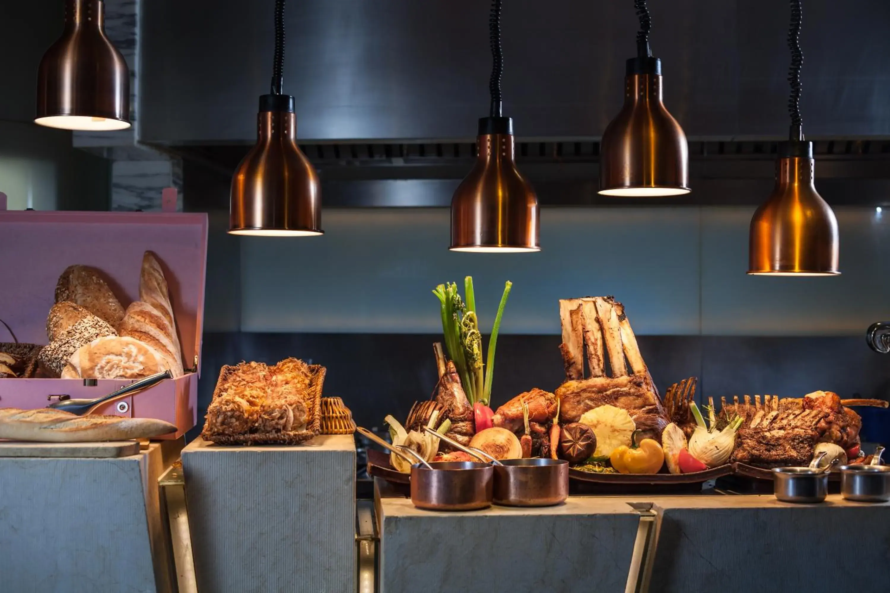 Restaurant/places to eat in The Langham, Shanghai, Xintiandi Restaurant/places to eat in The Langham, Shanghai, Xintiandi