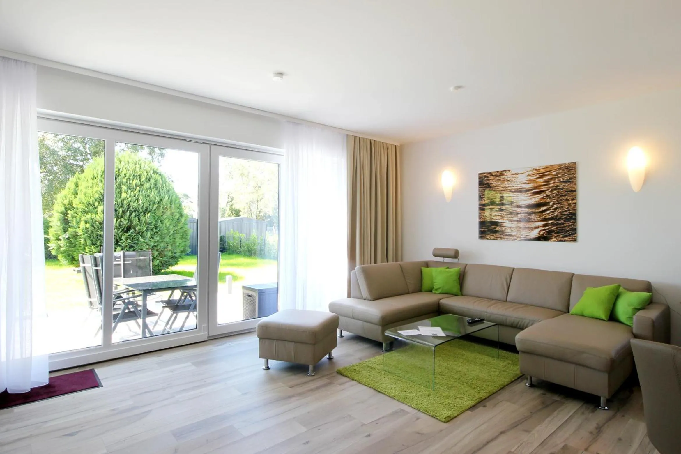 Living room in Villa Südstrandperle by Rujana