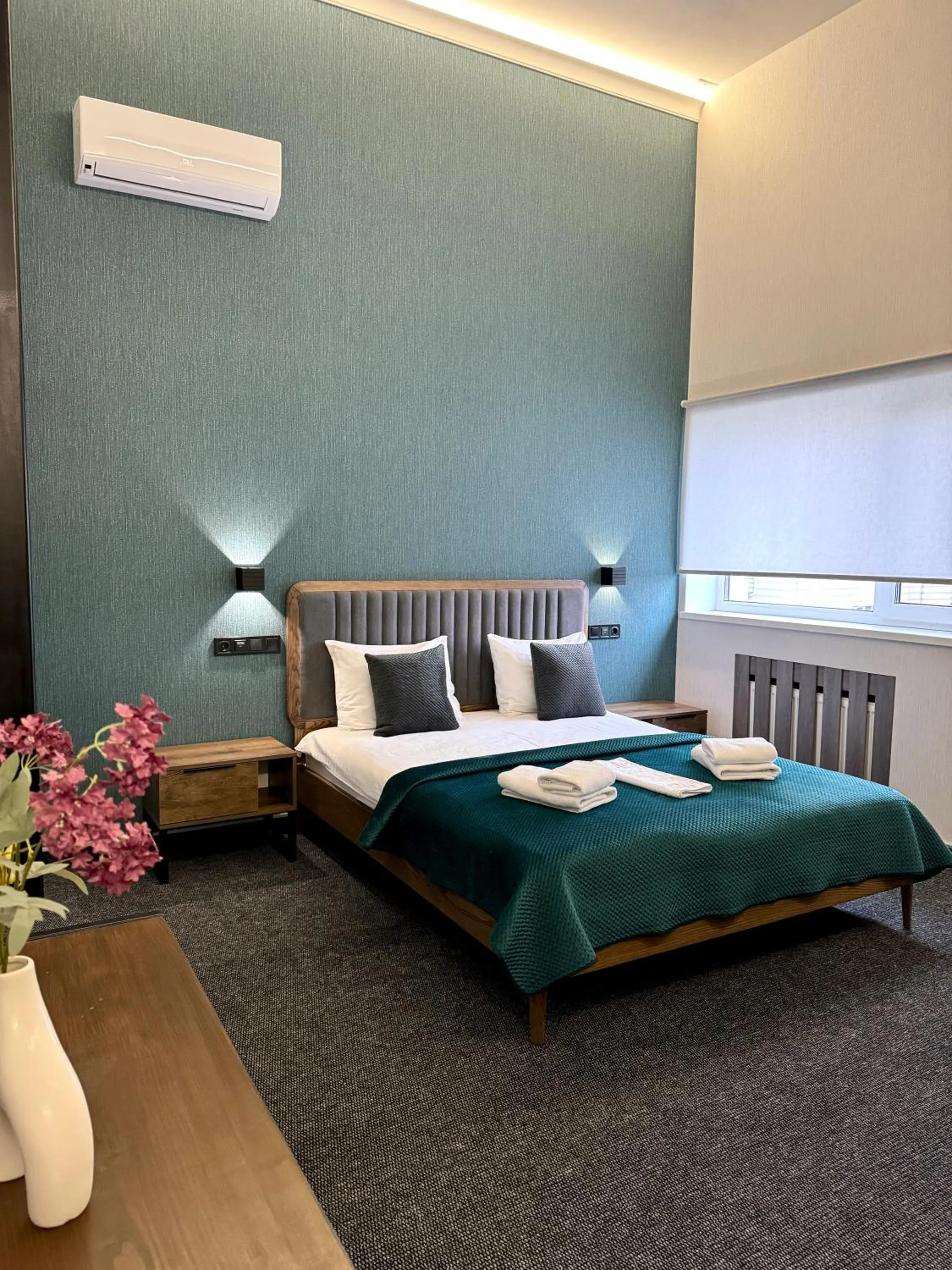 Photo of the whole room, Bed in Hotel Nivki